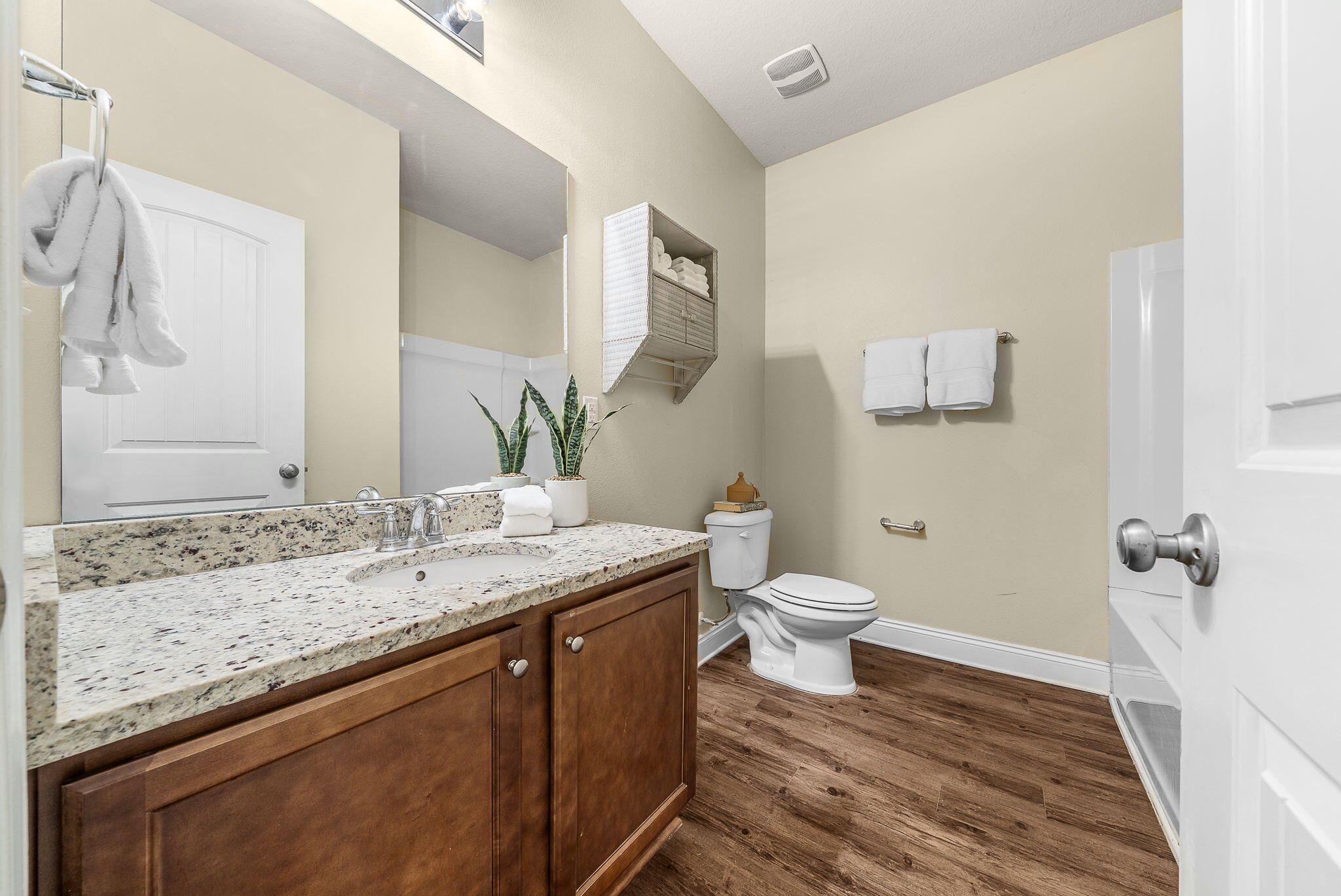 LAGRANGE LANDING - Residential