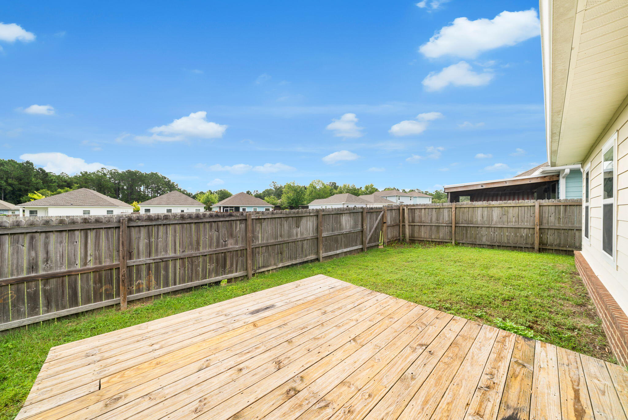 LAGRANGE LANDING - Residential