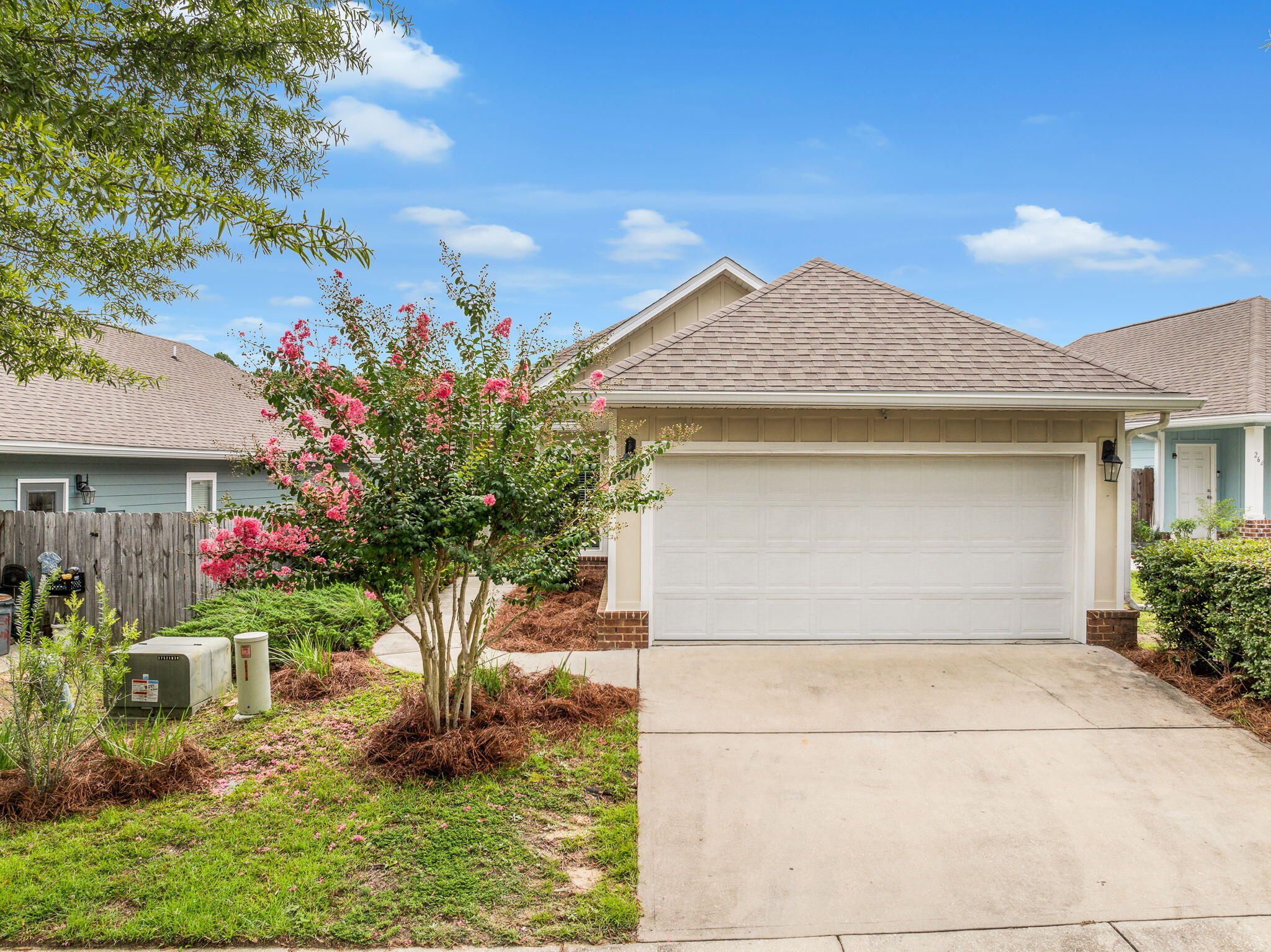 LAGRANGE LANDING - Residential