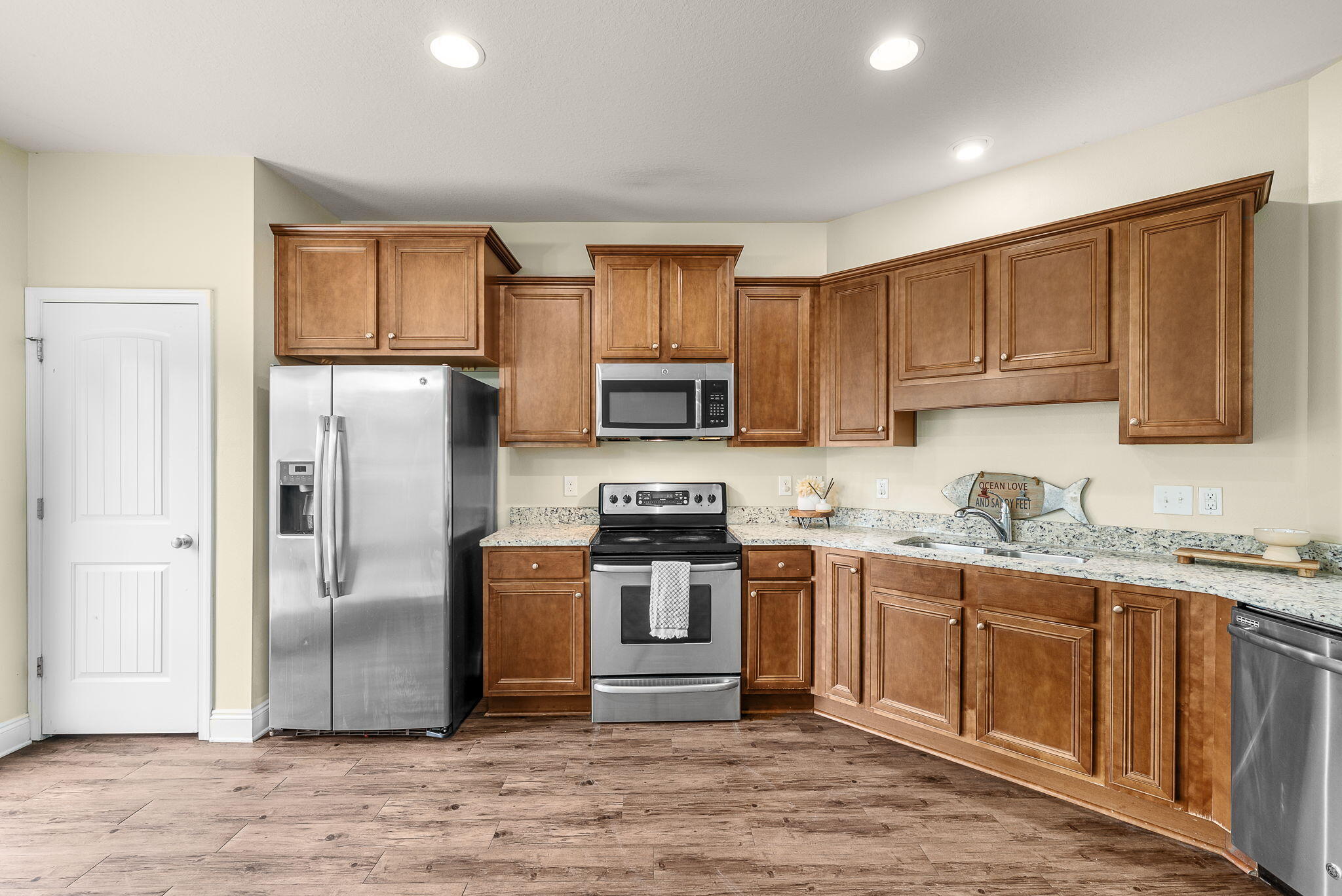 LAGRANGE LANDING - Residential