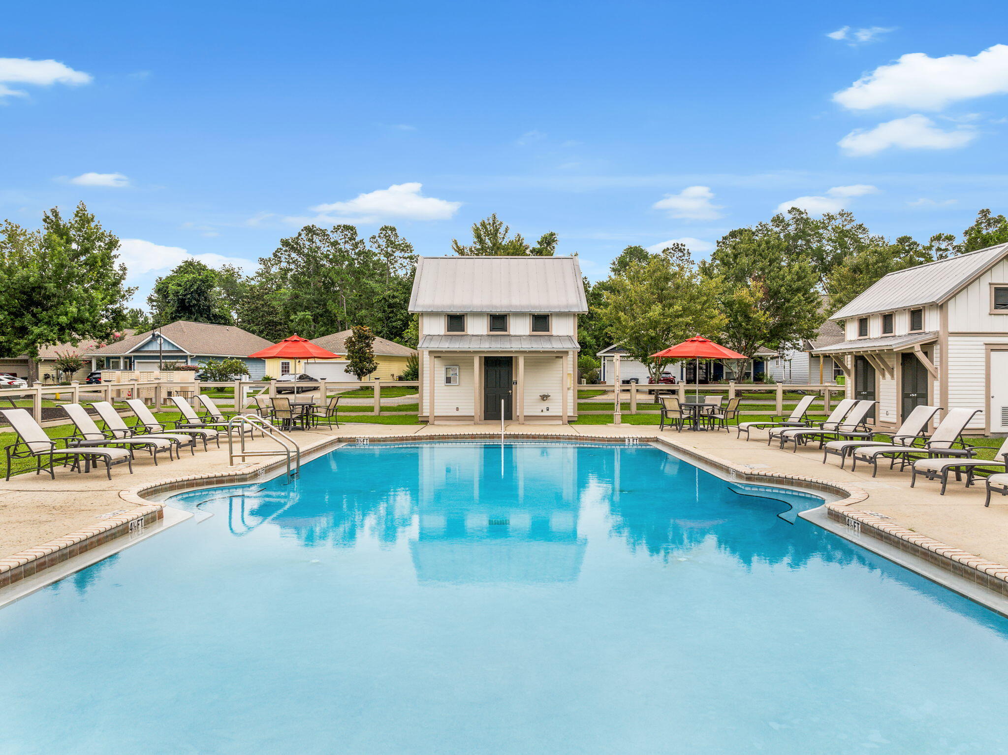 LAGRANGE LANDING - Residential