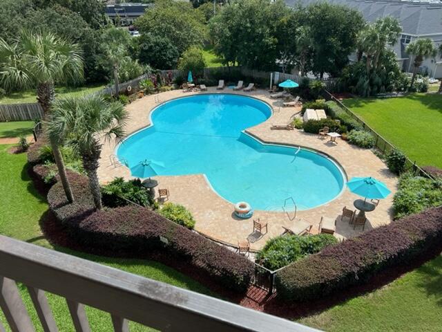 Spectacular waterfront views from this Sound Front Unit. Enjoy the sea breeze from your private balcony overlooking the pool and Santa Rosa Sound. This lovely efficiency offers everything you need to enjoy quaint waterfront living. This well manicured complex offers a large pool and private beach. Sorry, no indoor smoking and no pets.