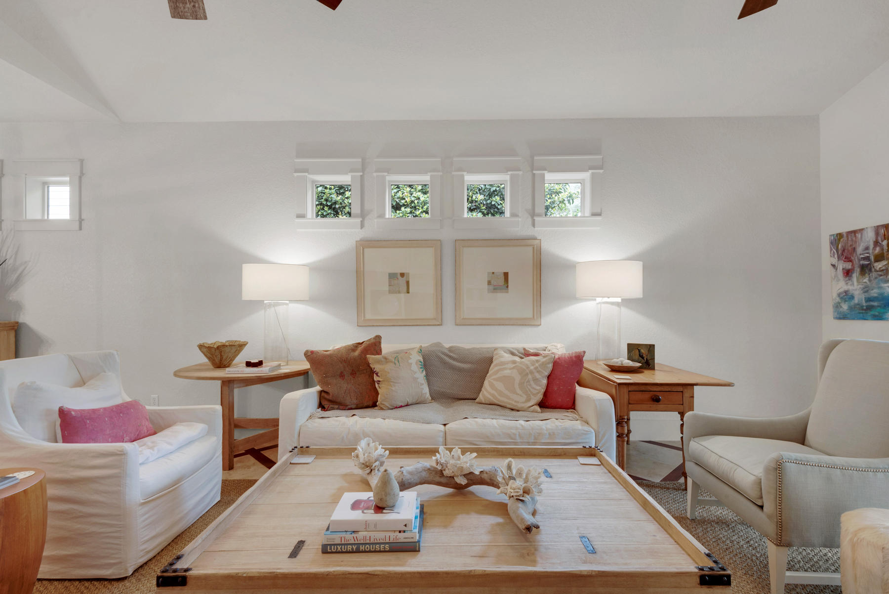 CRYSTAL LAKE - Residential