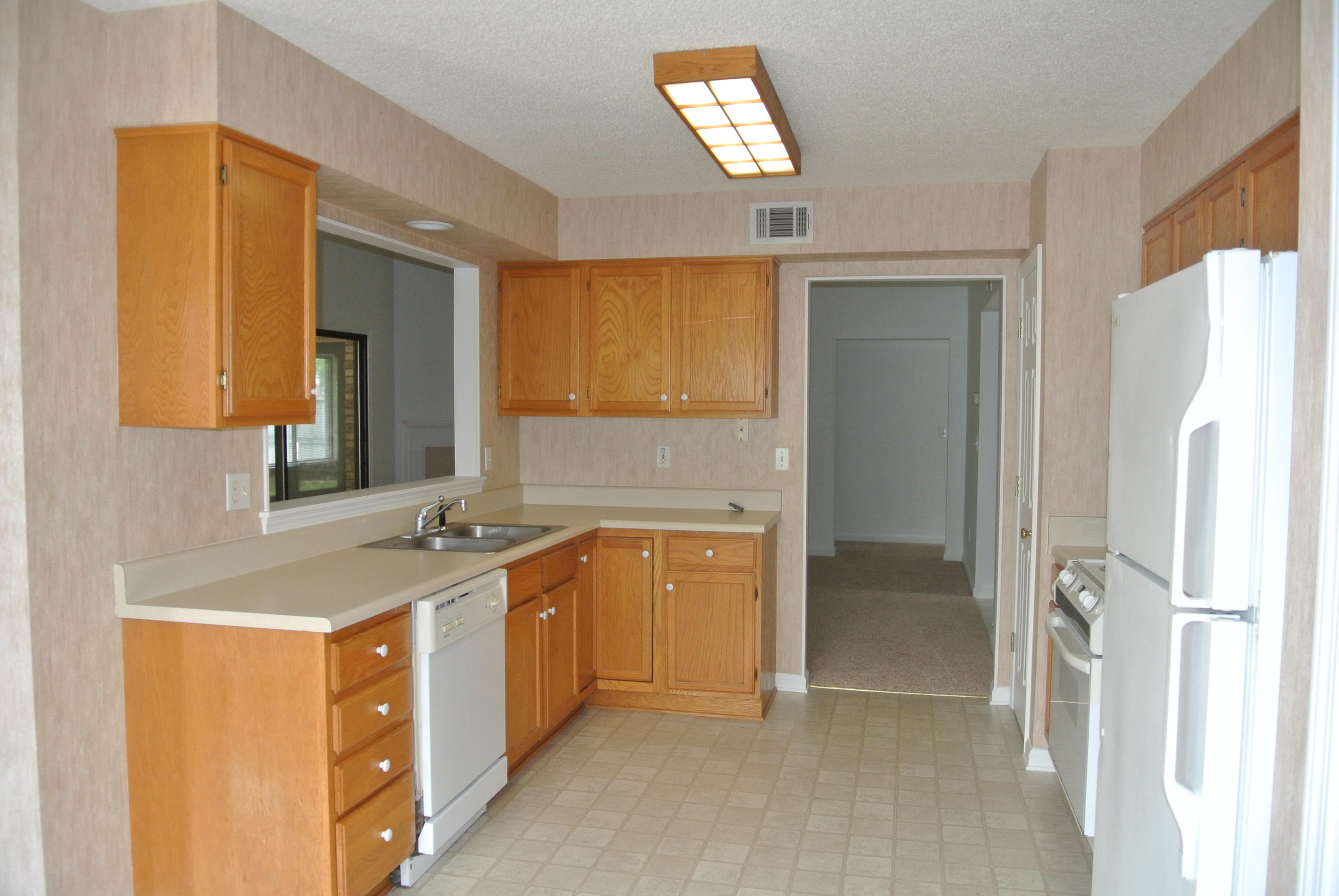 CEDAR RIDGE PH 12 - Residential Lease