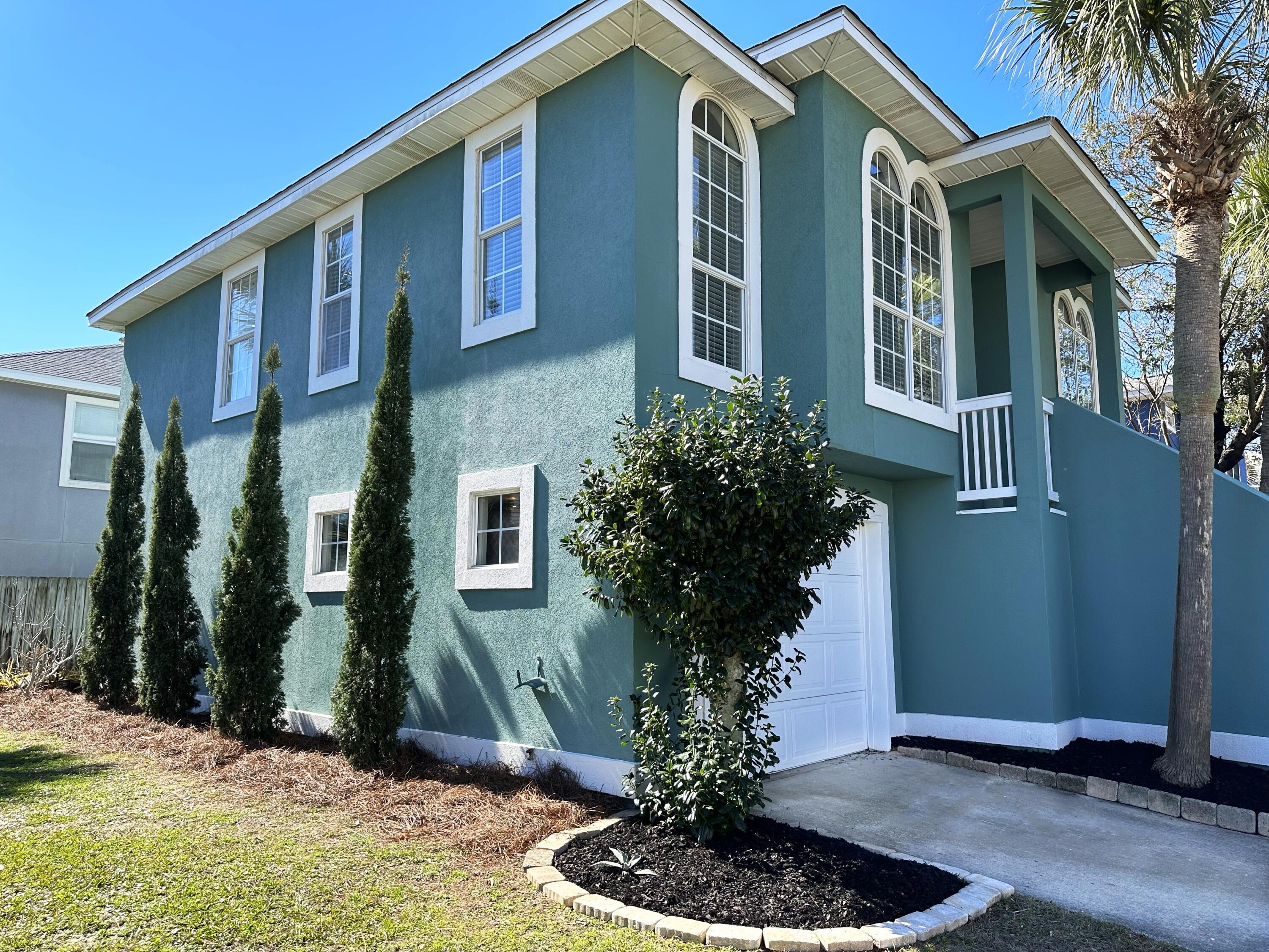 LEGION PARK LANDING - Residential