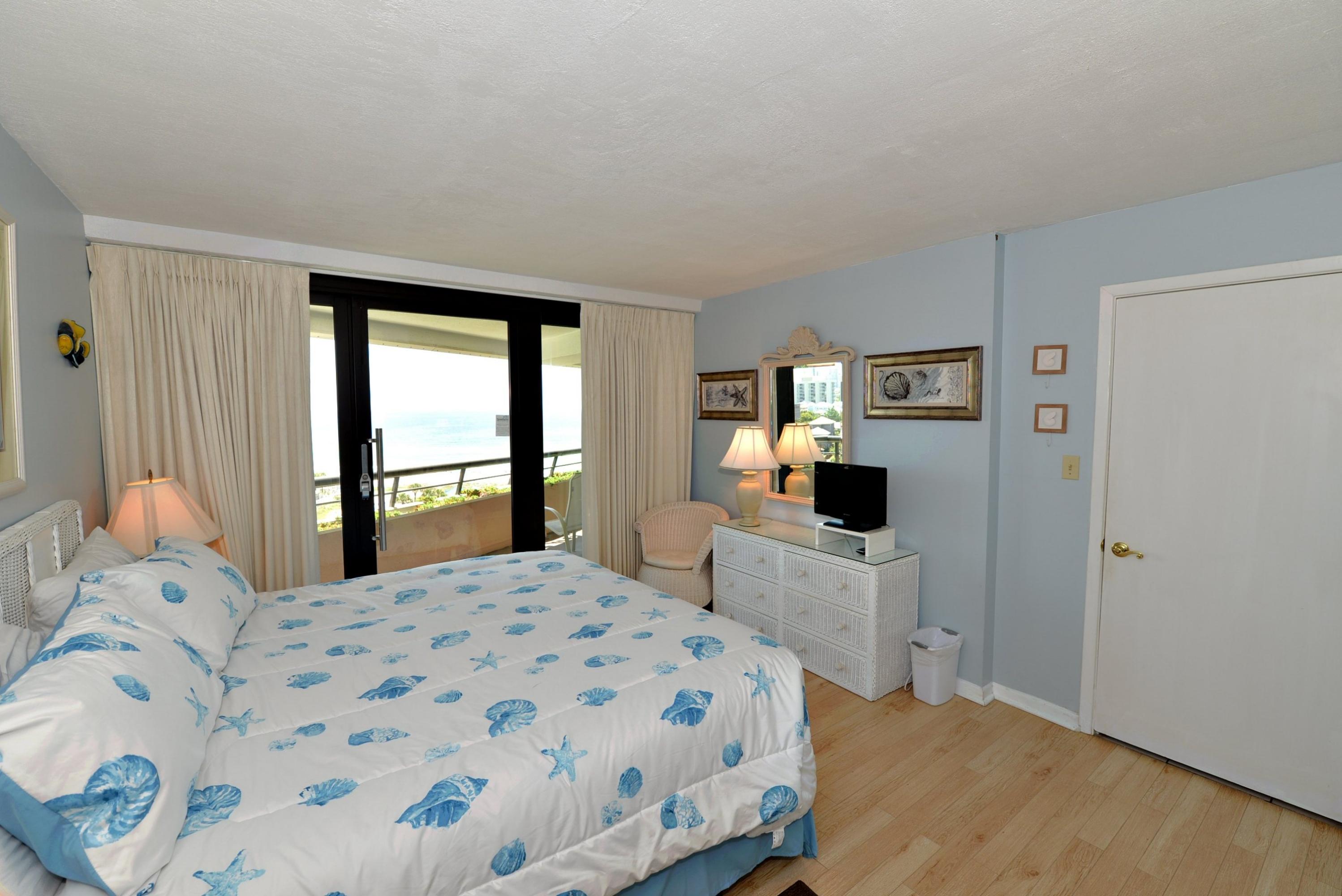 EDGEWATER BEACH CONDO PH 1 - Residential