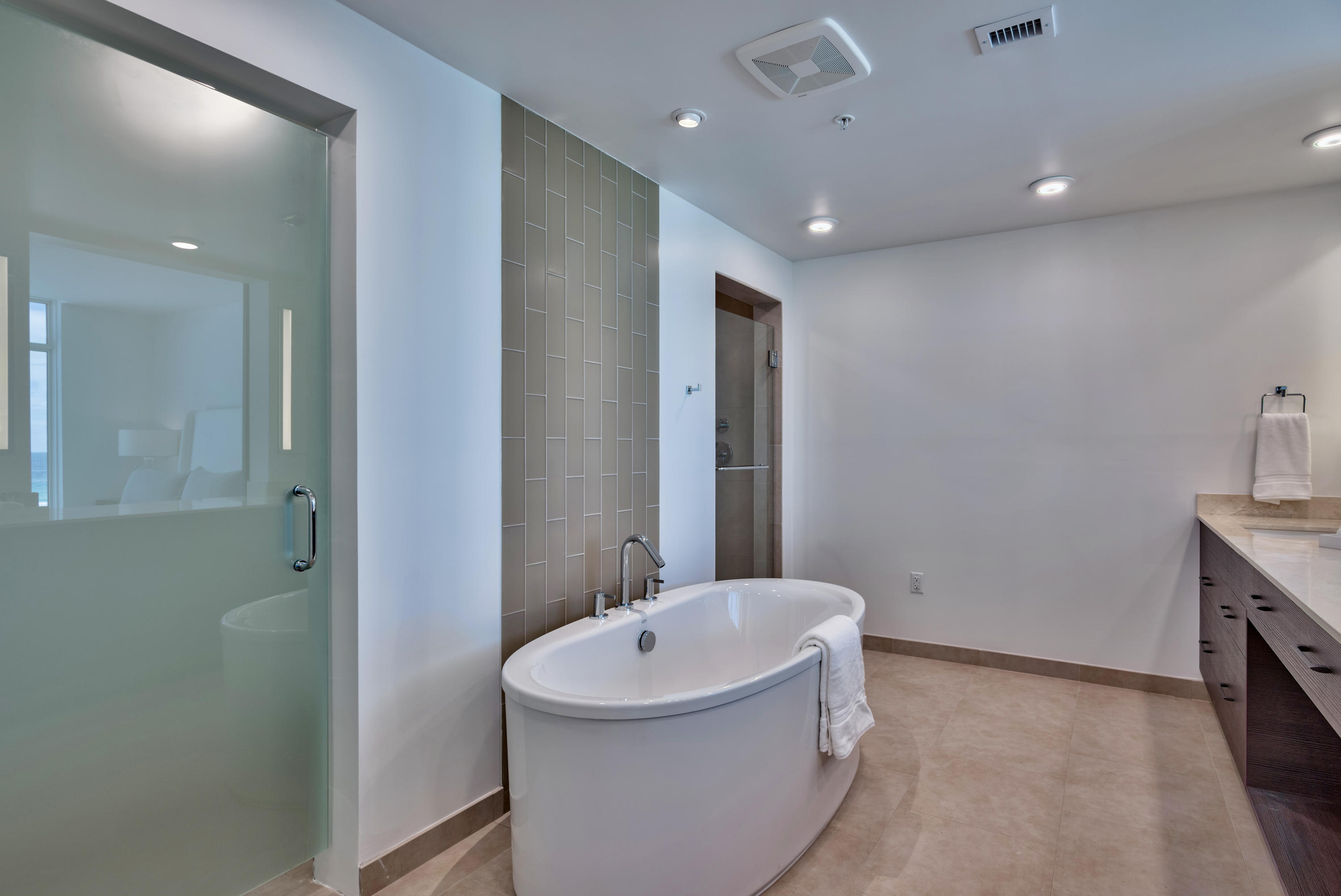 1900 NINETY EIGHT - Residential