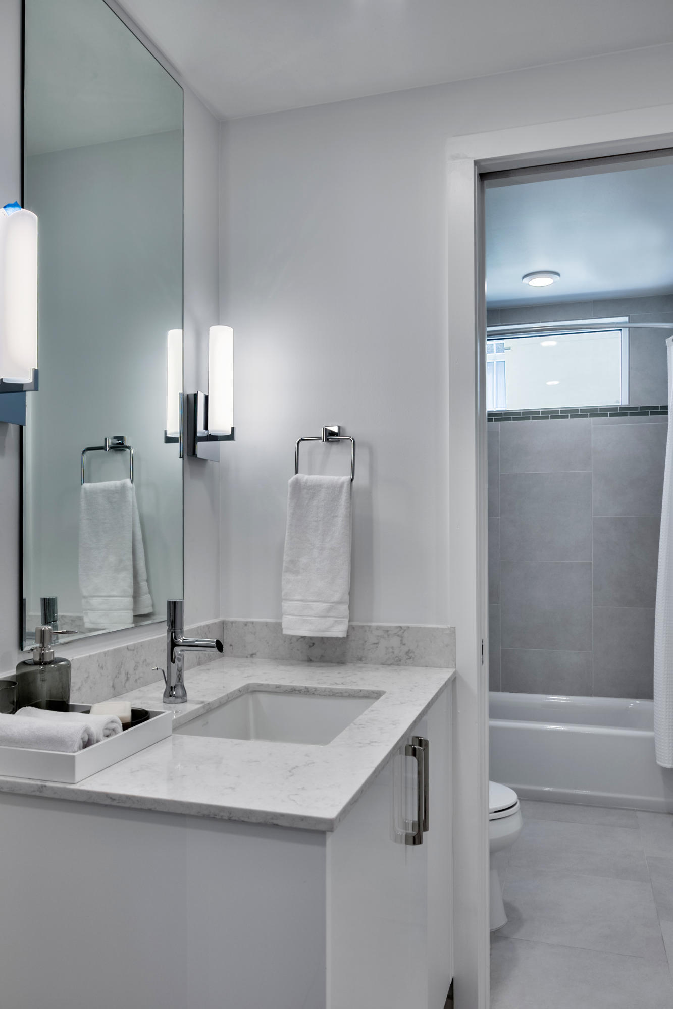 1900 NINETY EIGHT - Residential