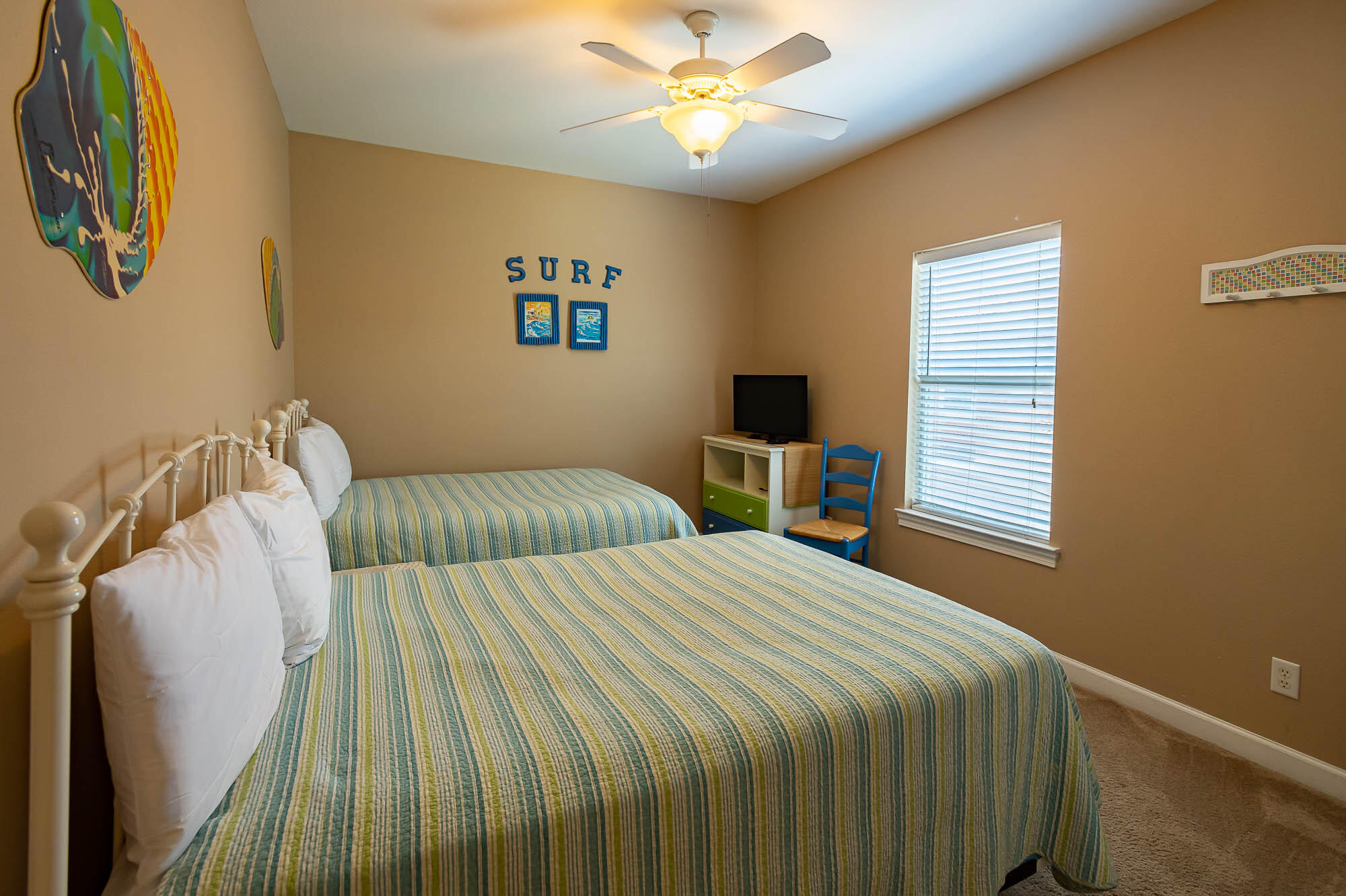 EMERALD WATERS VILLAGE - Residential