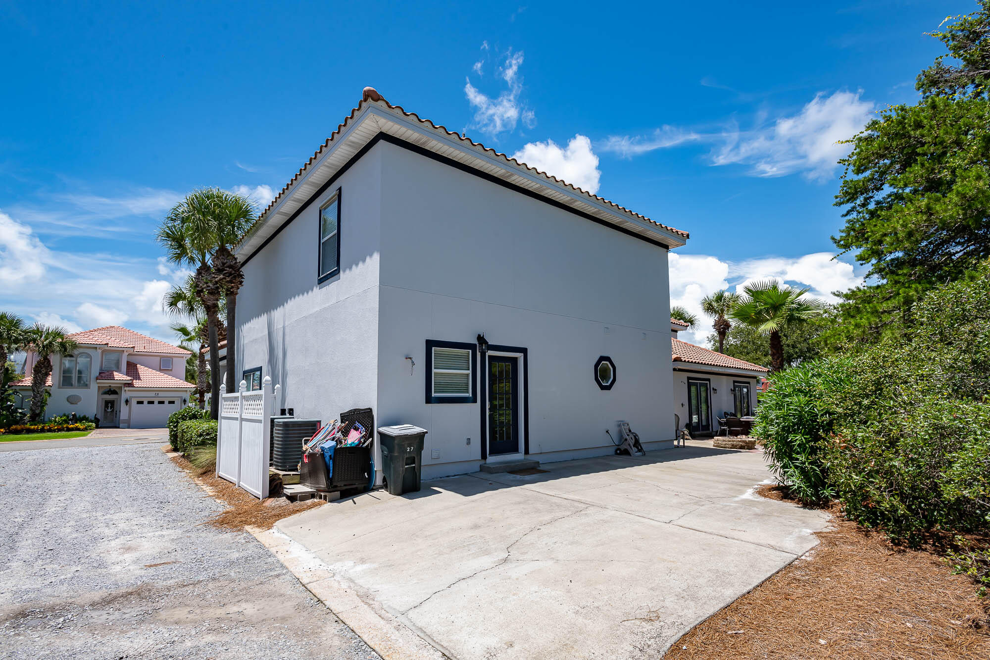 EMERALD WATERS VILLAGE - Residential