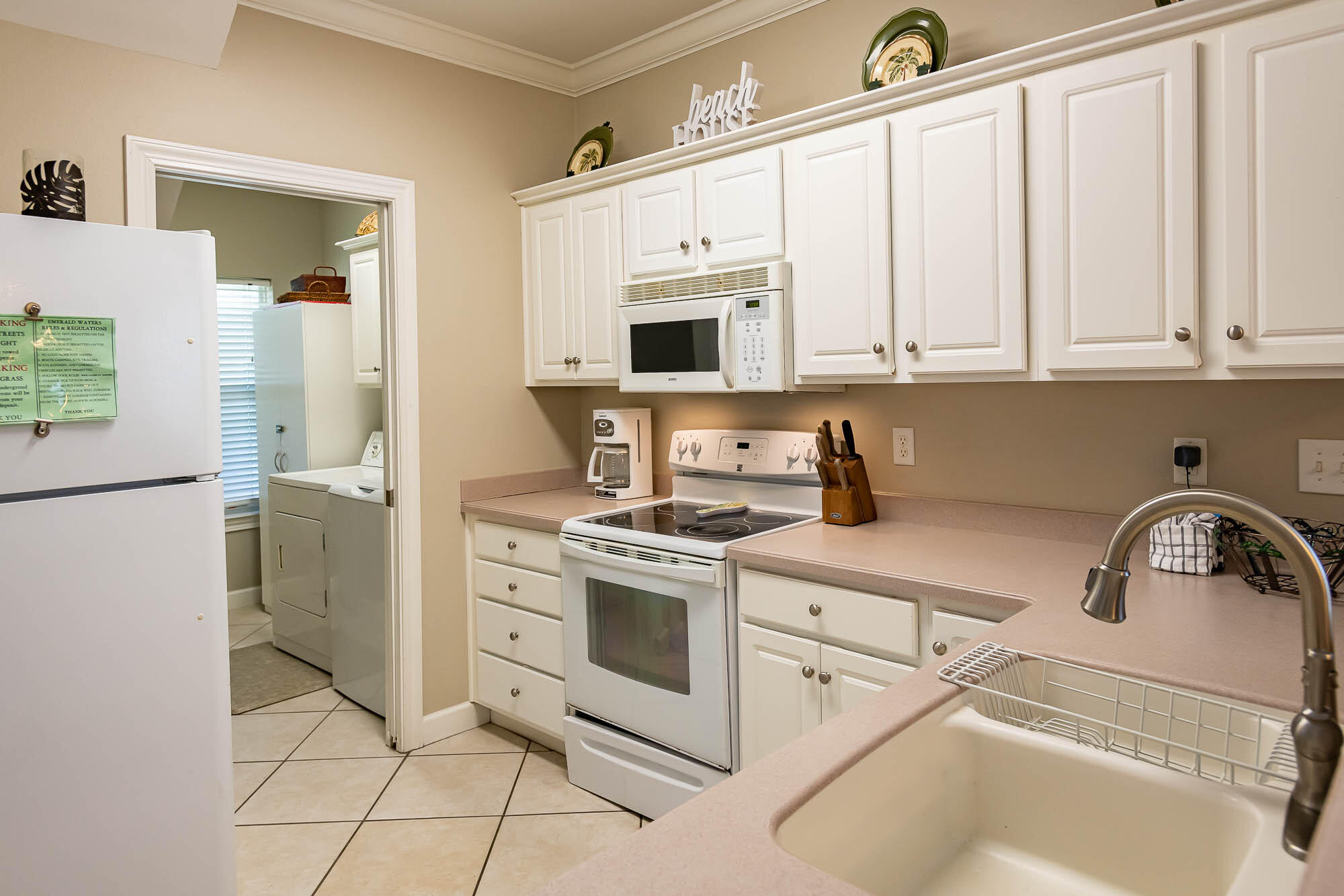 EMERALD WATERS VILLAGE - Residential