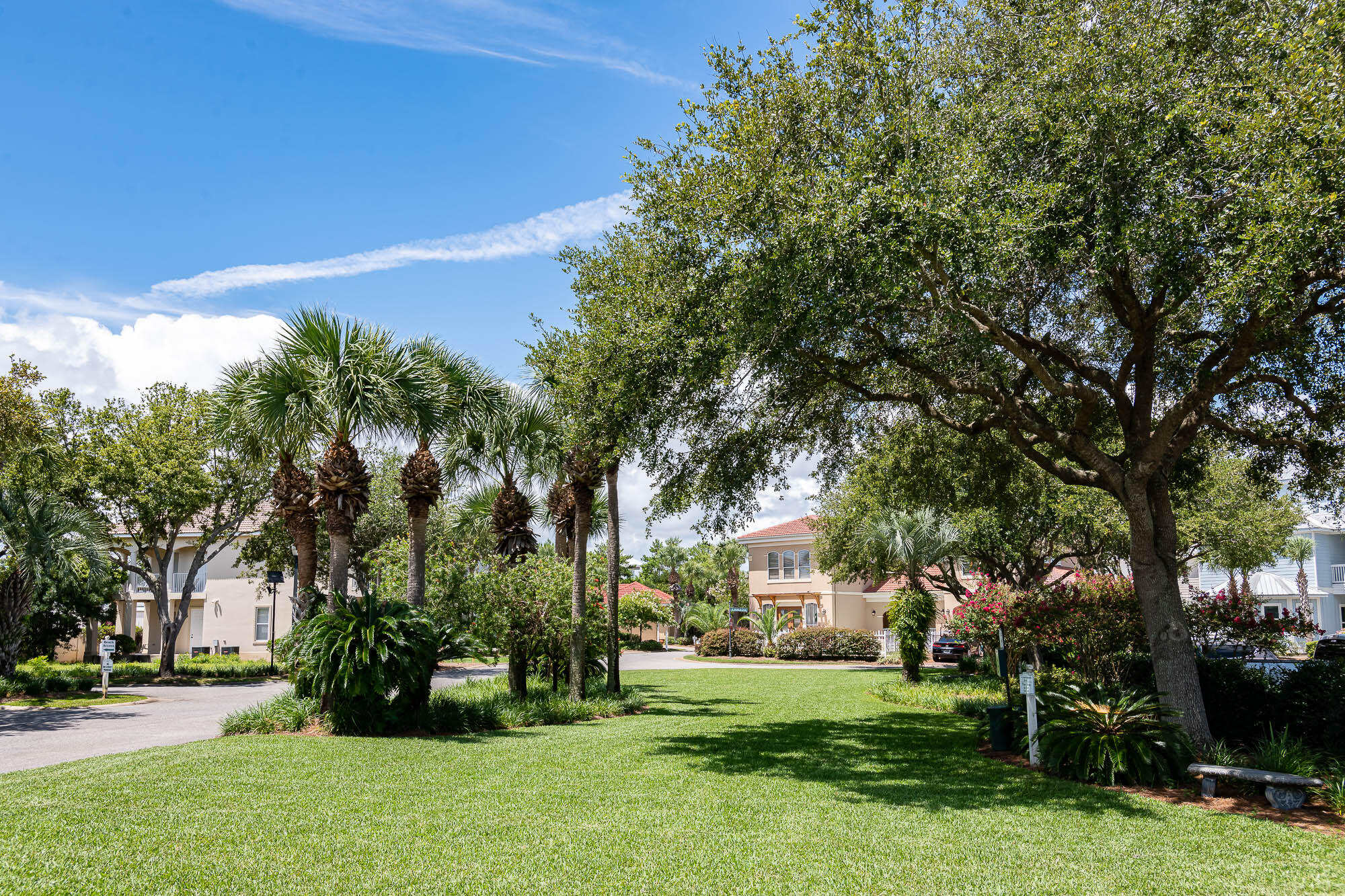 EMERALD WATERS VILLAGE - Residential