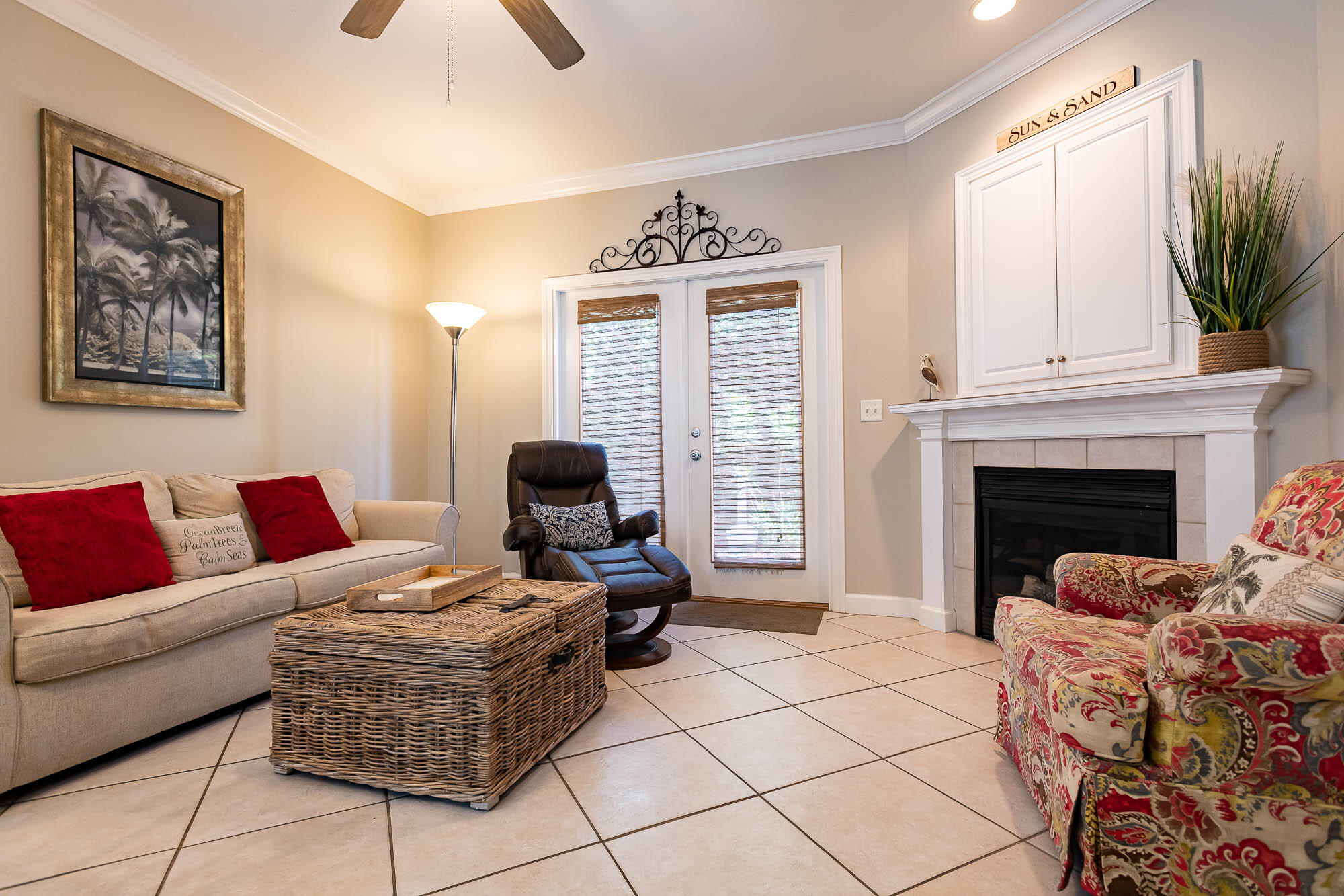 EMERALD WATERS VILLAGE - Residential