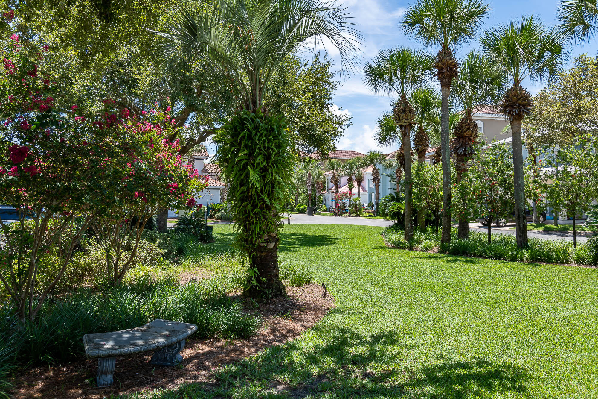 EMERALD WATERS VILLAGE - Residential