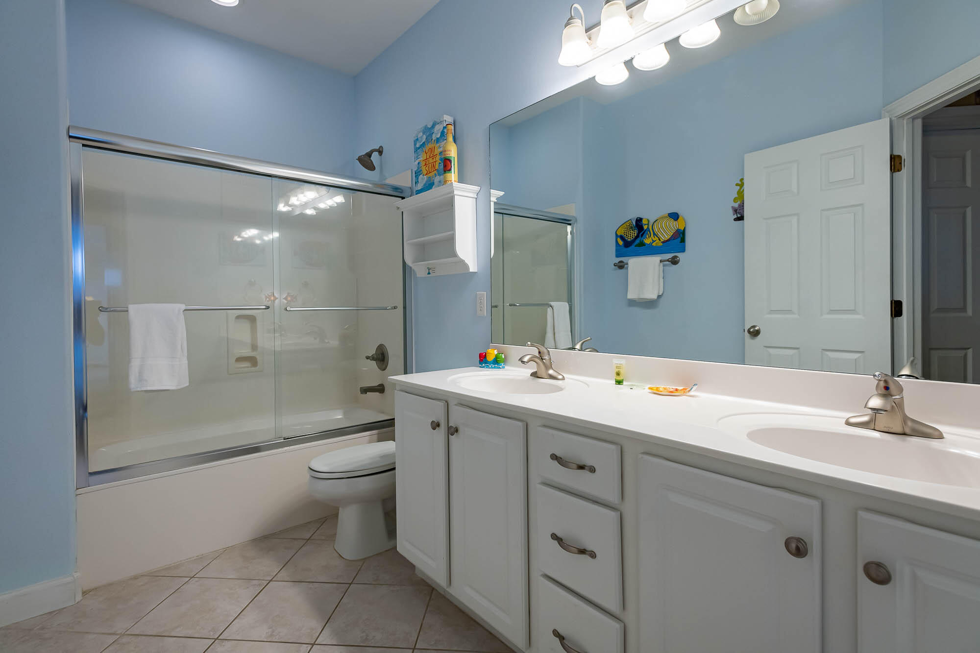 EMERALD WATERS VILLAGE - Residential