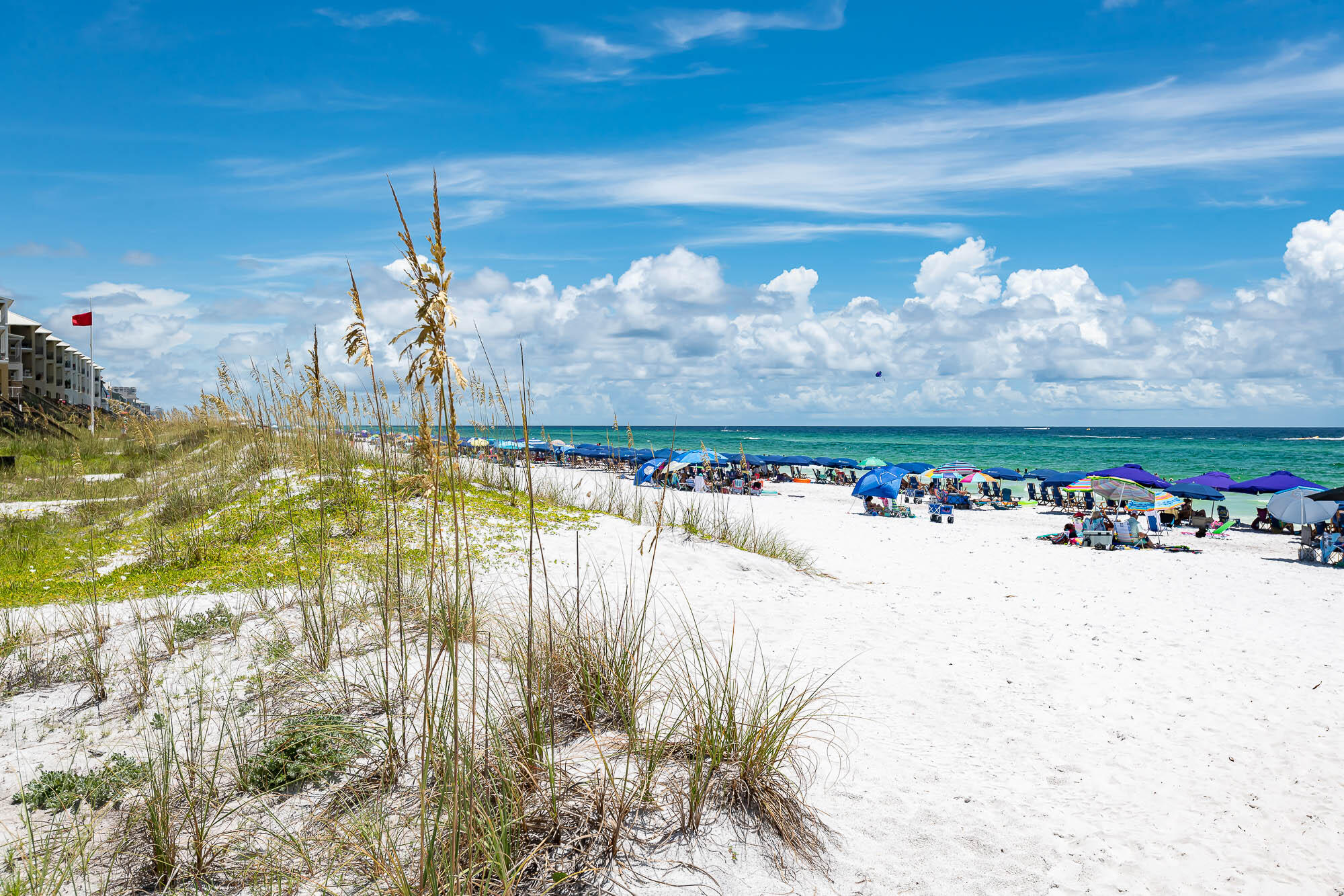 EMERALD WATERS VILLAGE - Residential