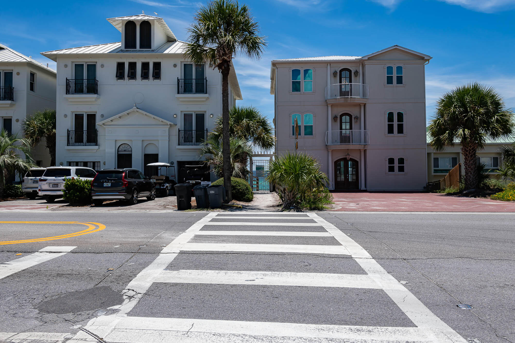 EMERALD WATERS VILLAGE - Residential