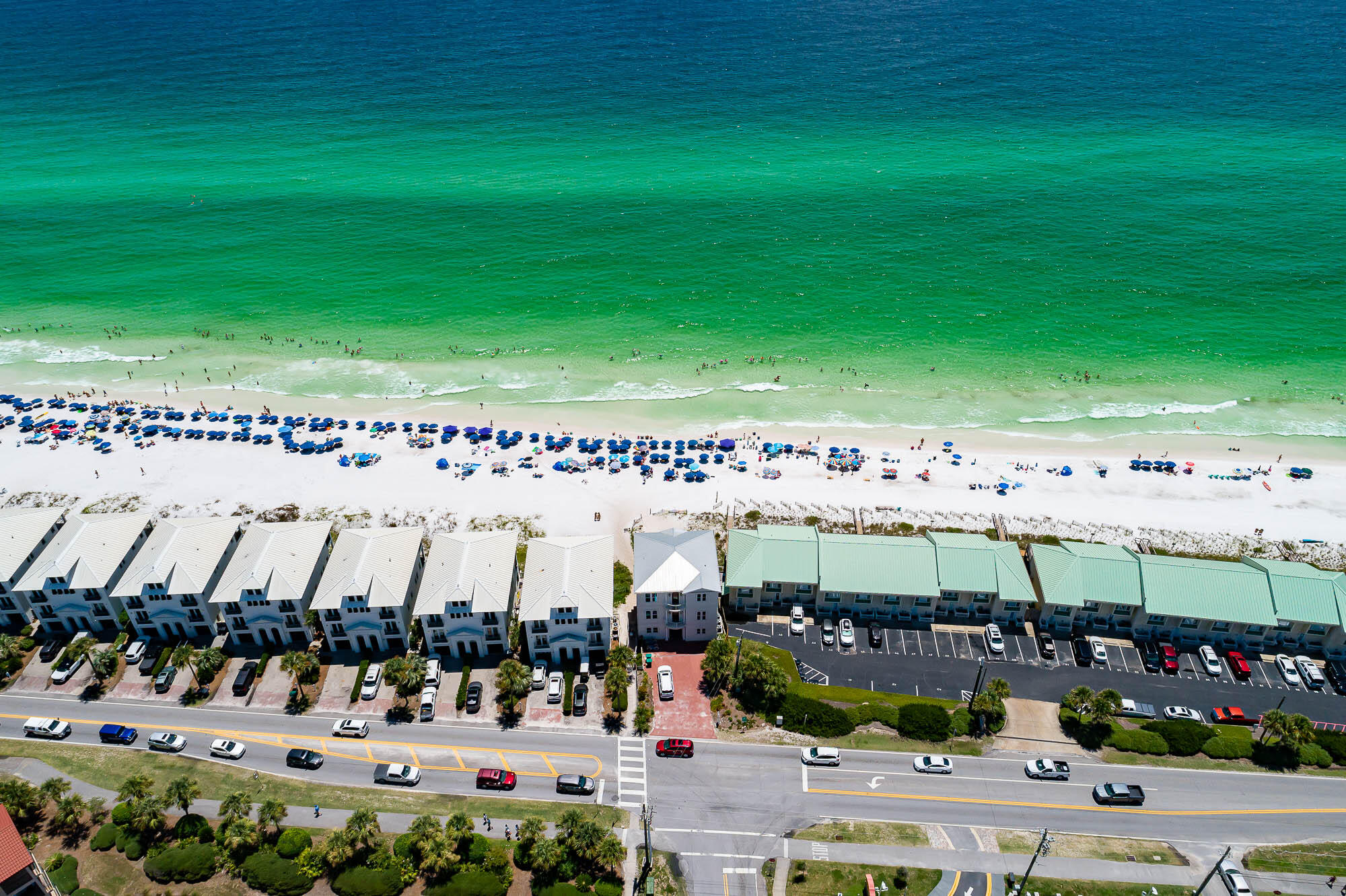 EMERALD WATERS VILLAGE - Residential