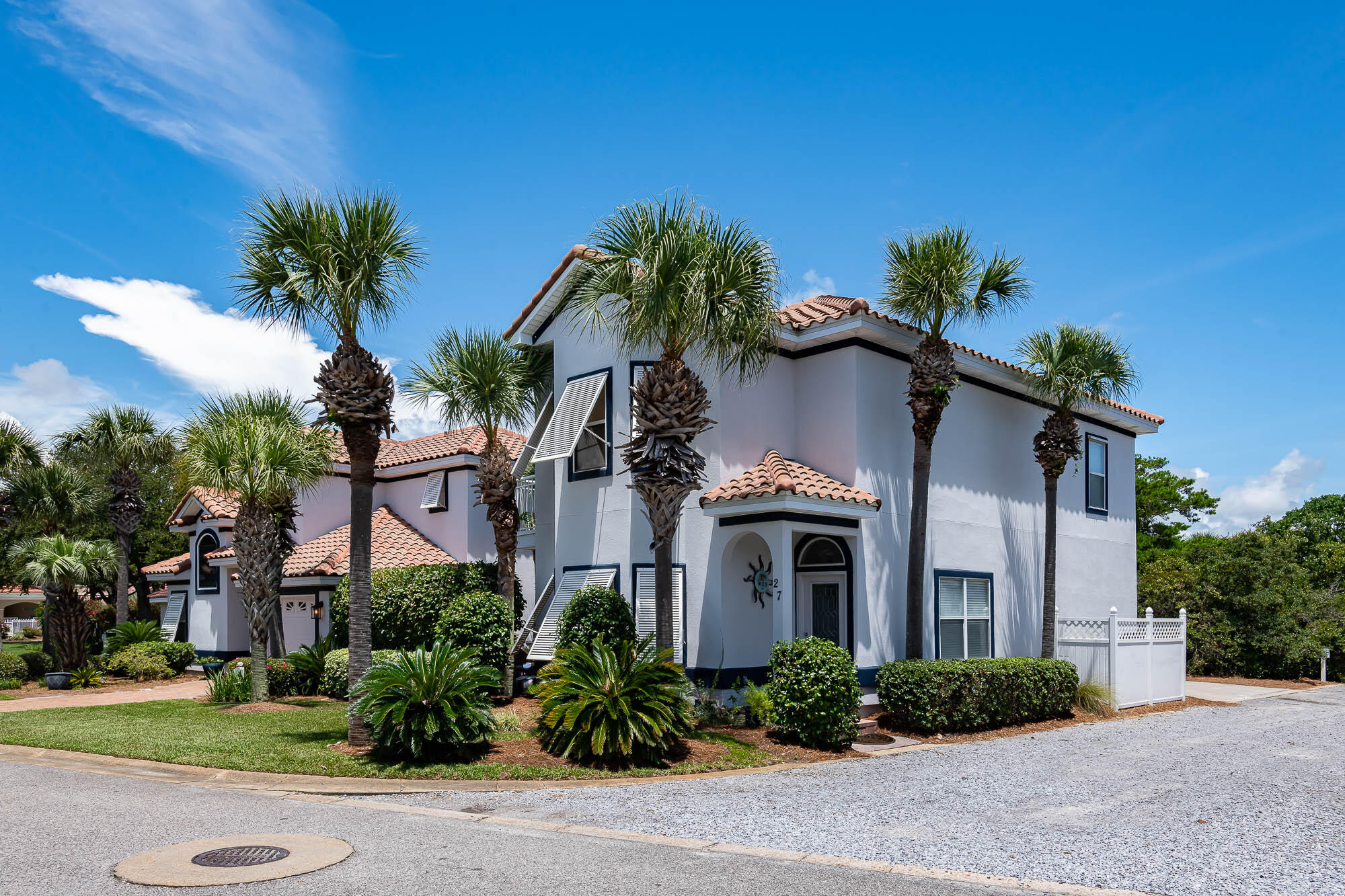 EMERALD WATERS VILLAGE - Residential