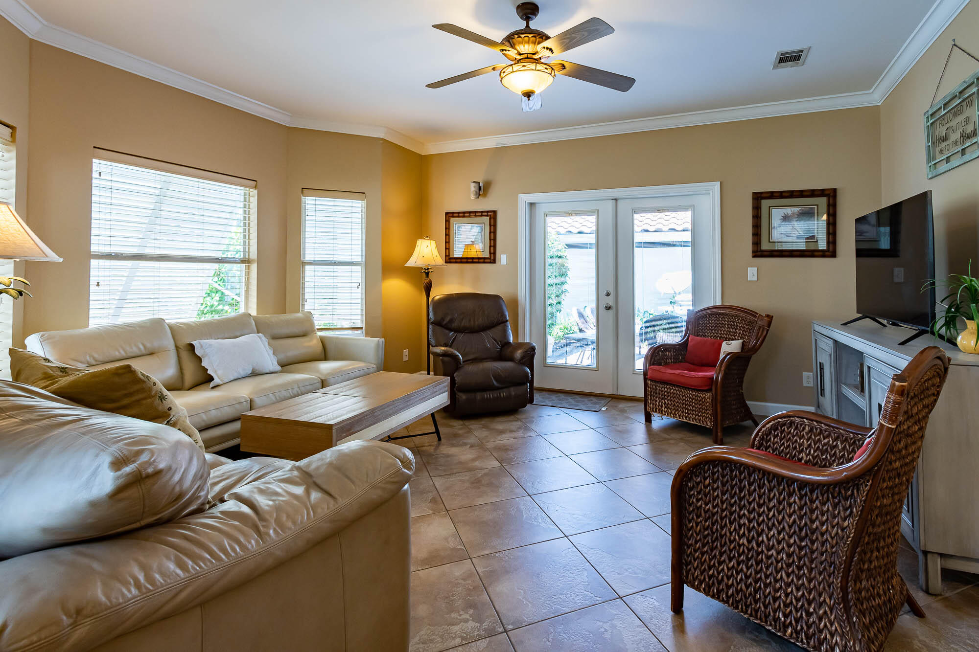 EMERALD WATERS VILLAGE - Residential