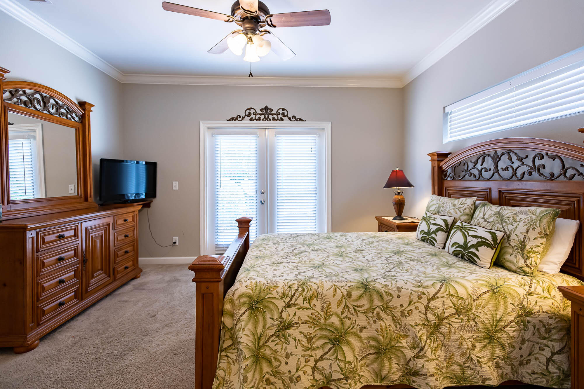 EMERALD WATERS VILLAGE - Residential