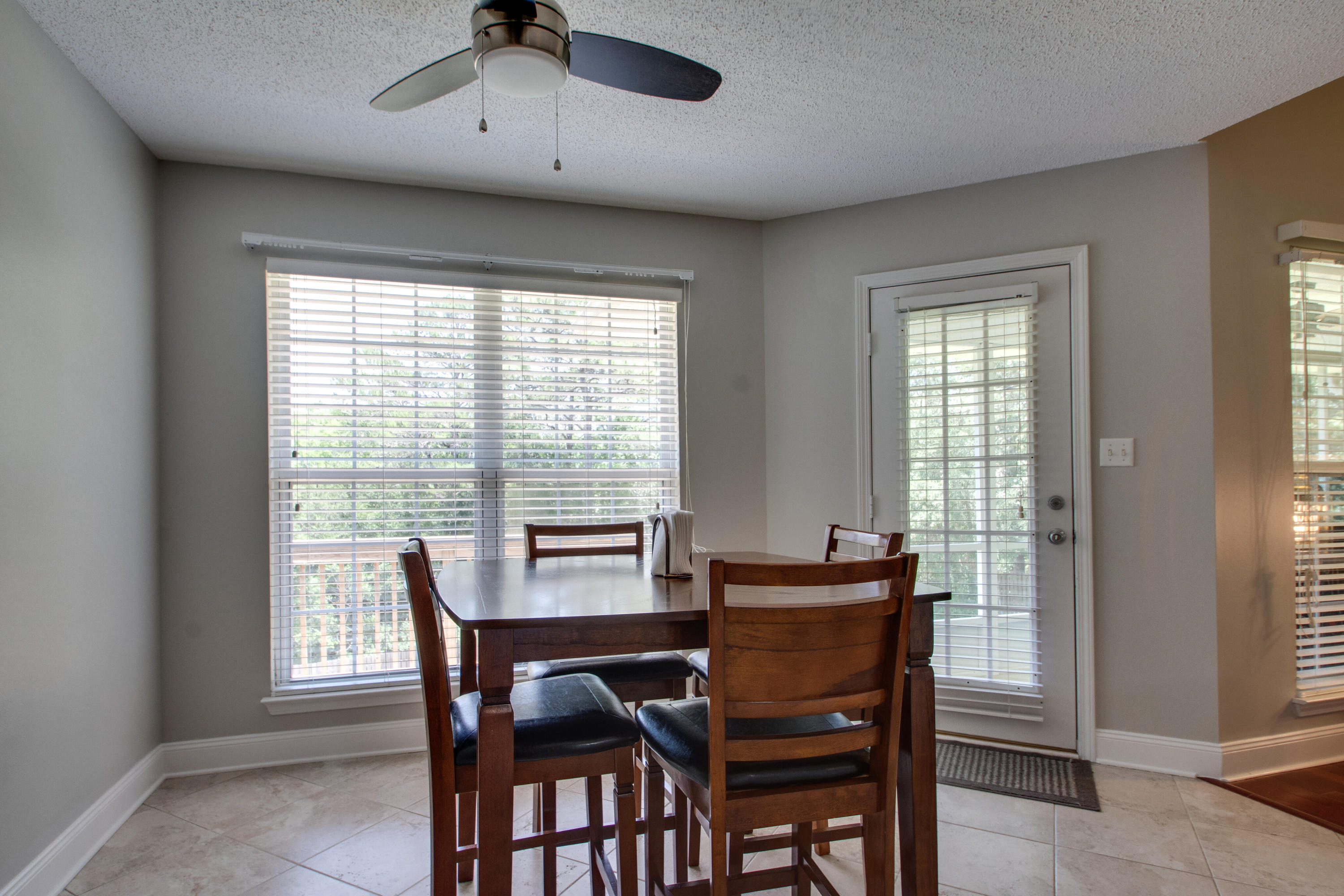 ROCKY BAYOU COUNTRY CLUB ESTATES 9 - Residential