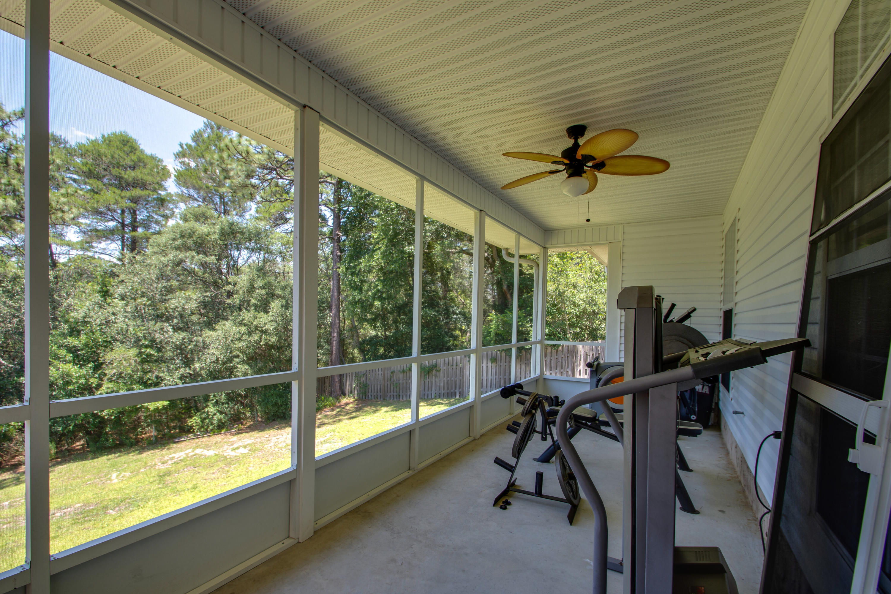 ROCKY BAYOU COUNTRY CLUB ESTATES 9 - Residential