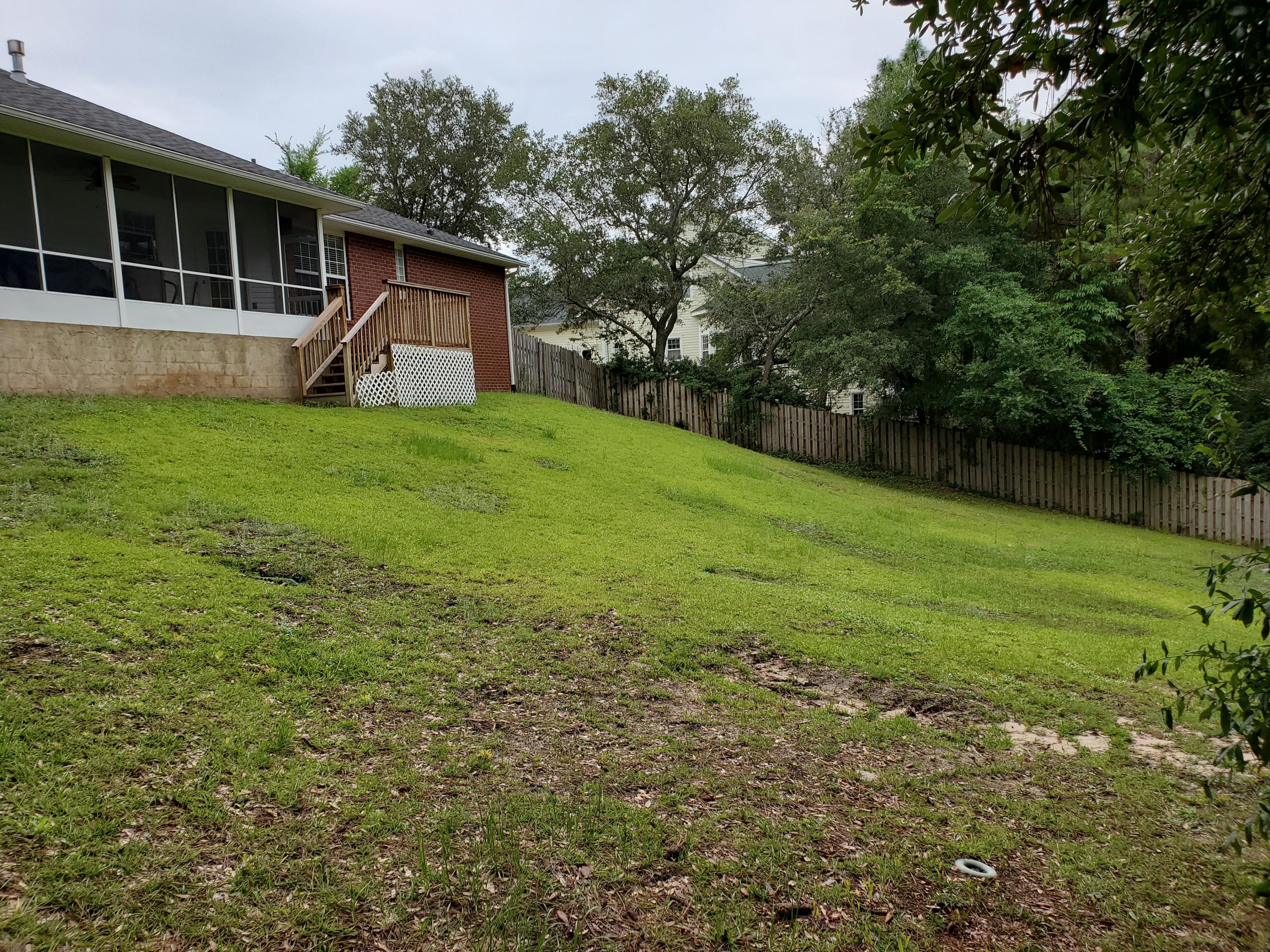 ROCKY BAYOU COUNTRY CLUB ESTATES 9 - Residential