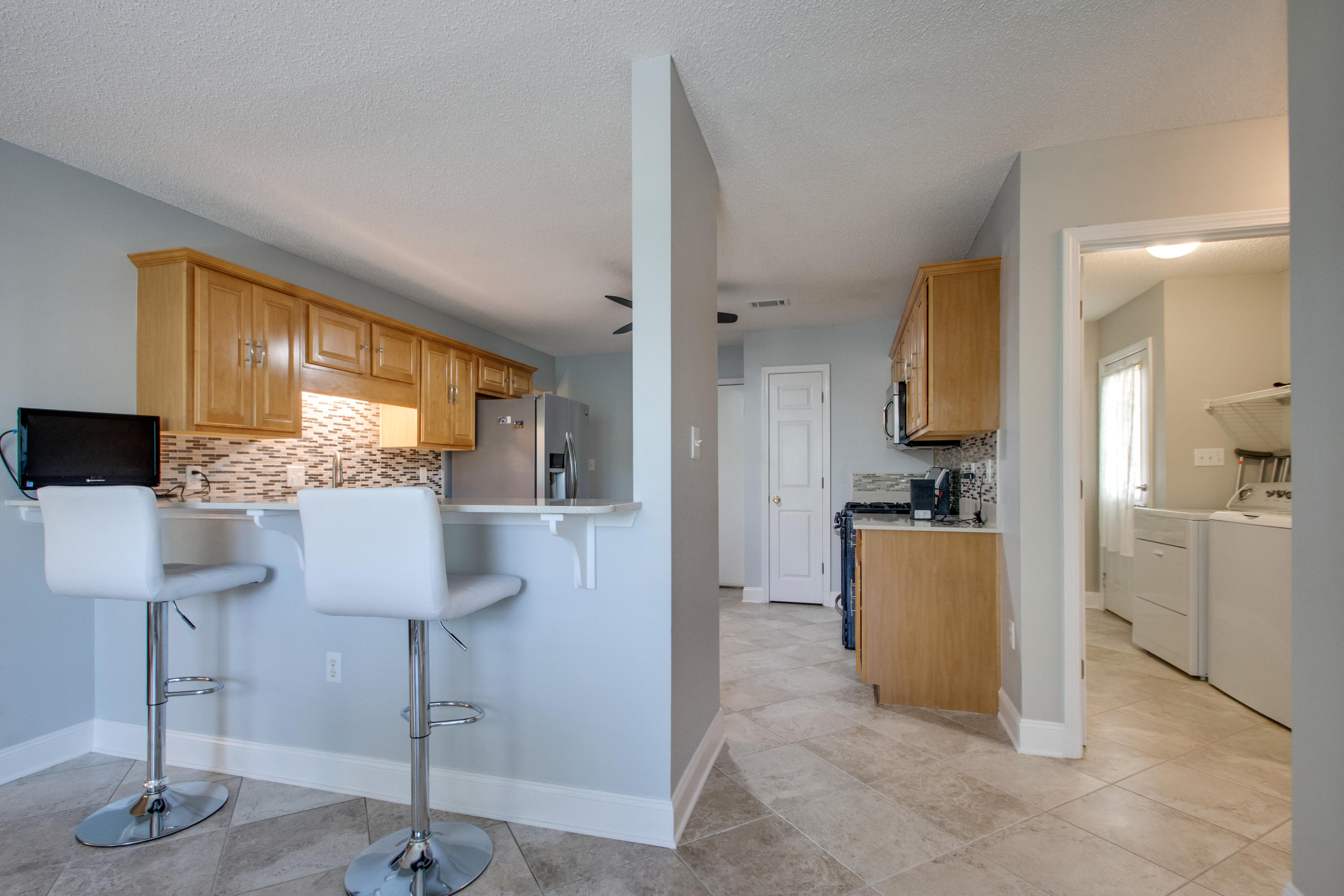 ROCKY BAYOU COUNTRY CLUB ESTATES 9 - Residential