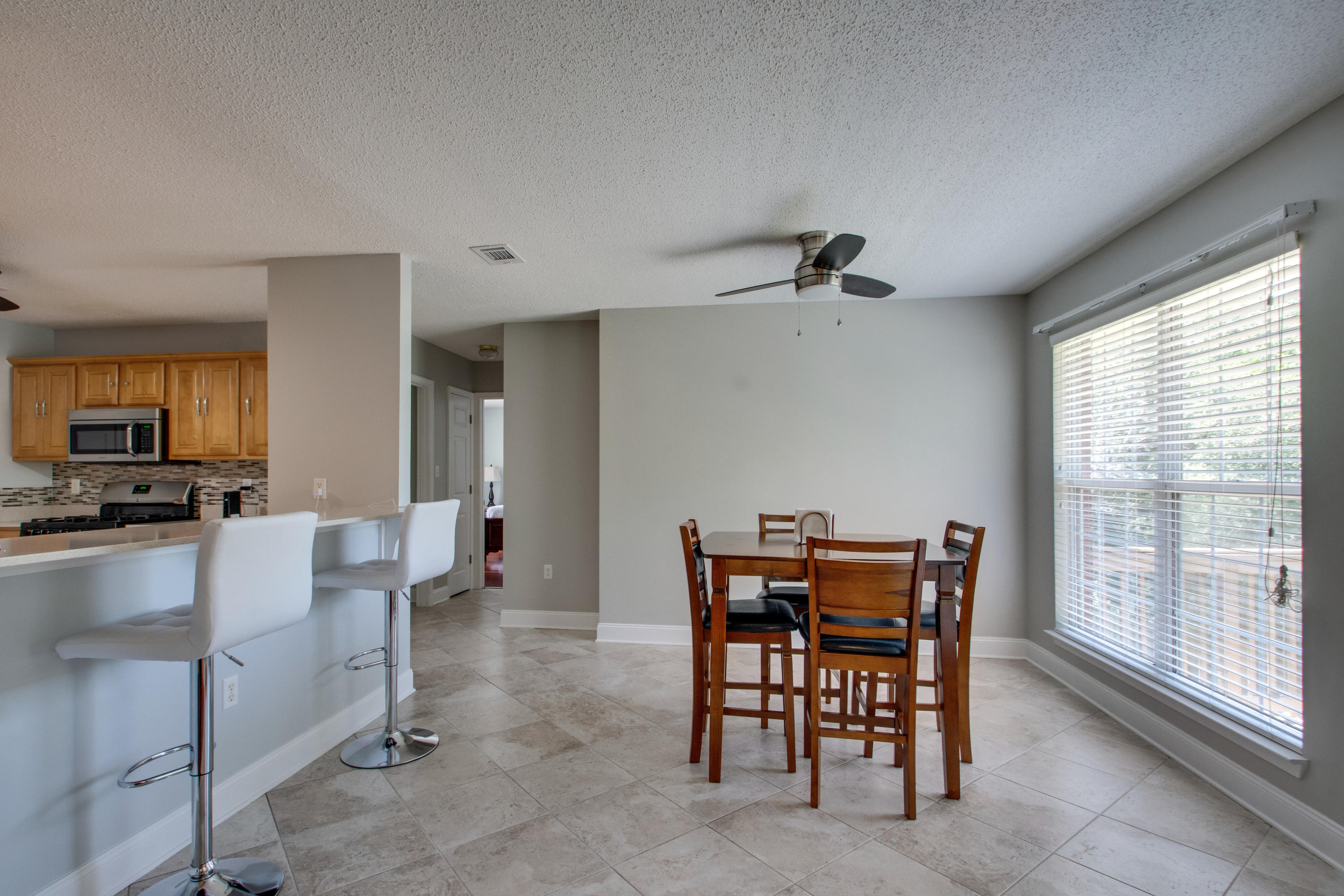 ROCKY BAYOU COUNTRY CLUB ESTATES 9 - Residential