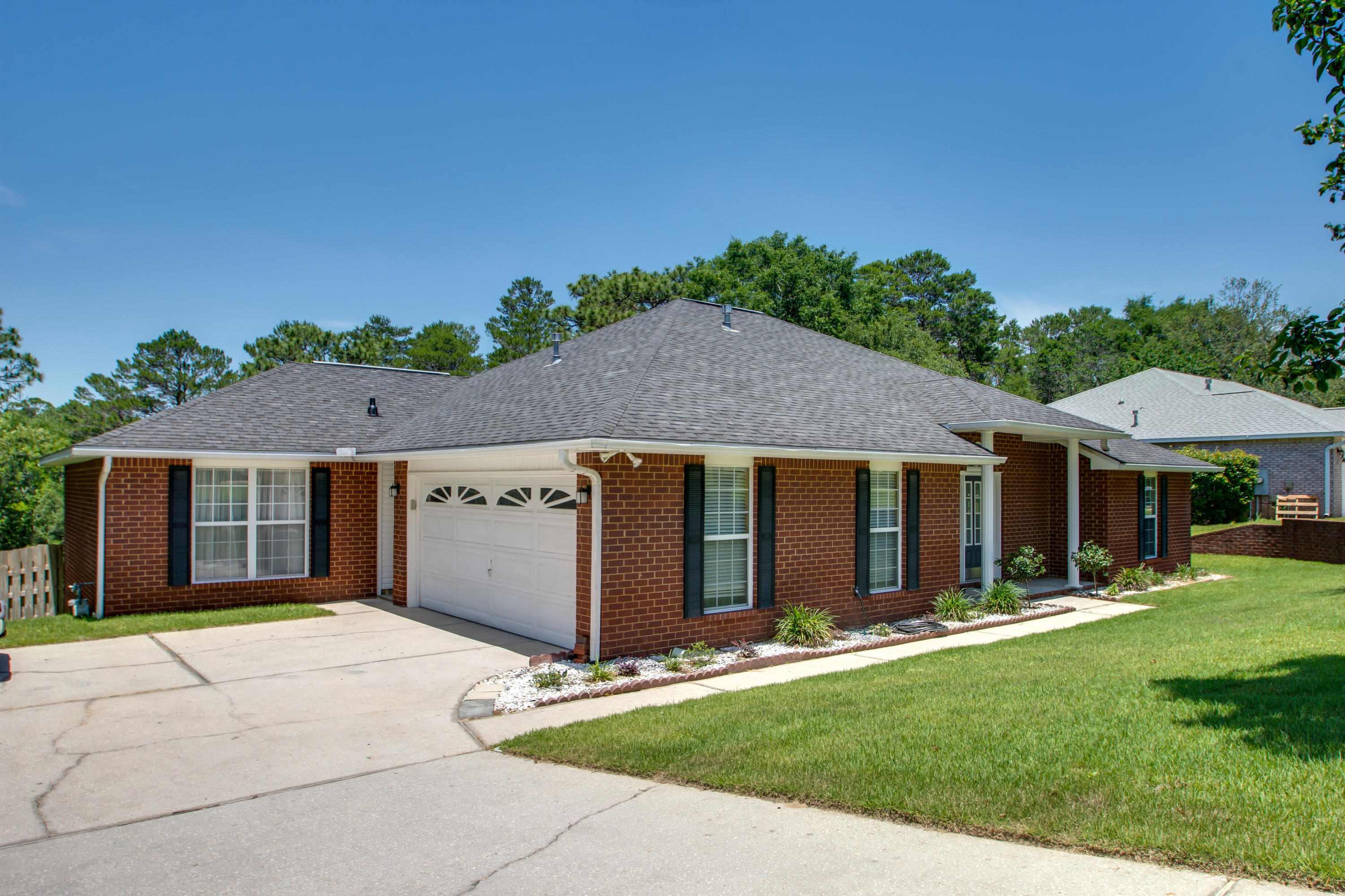 ROCKY BAYOU COUNTRY CLUB ESTATES 9 - Residential