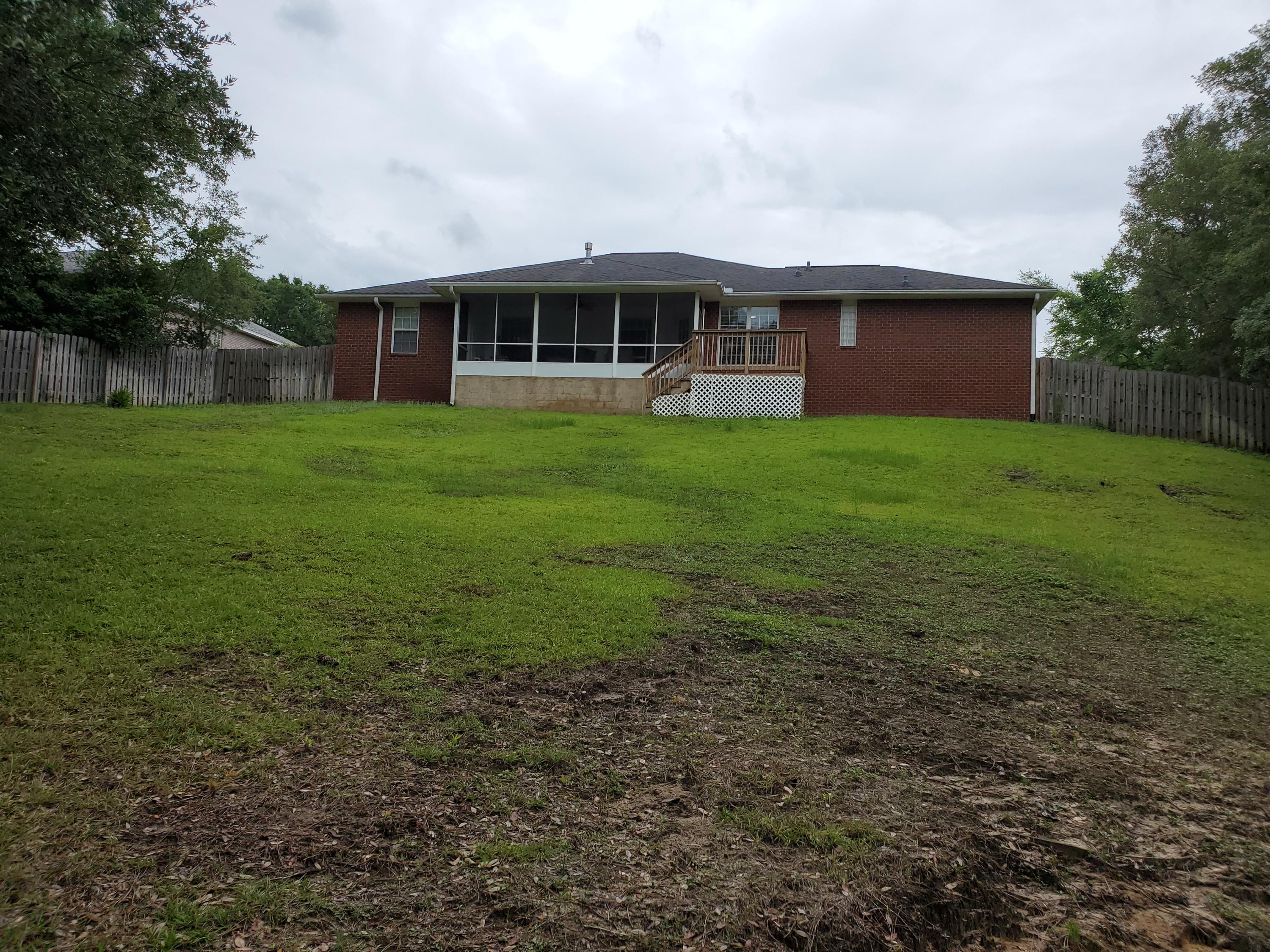 ROCKY BAYOU COUNTRY CLUB ESTATES 9 - Residential