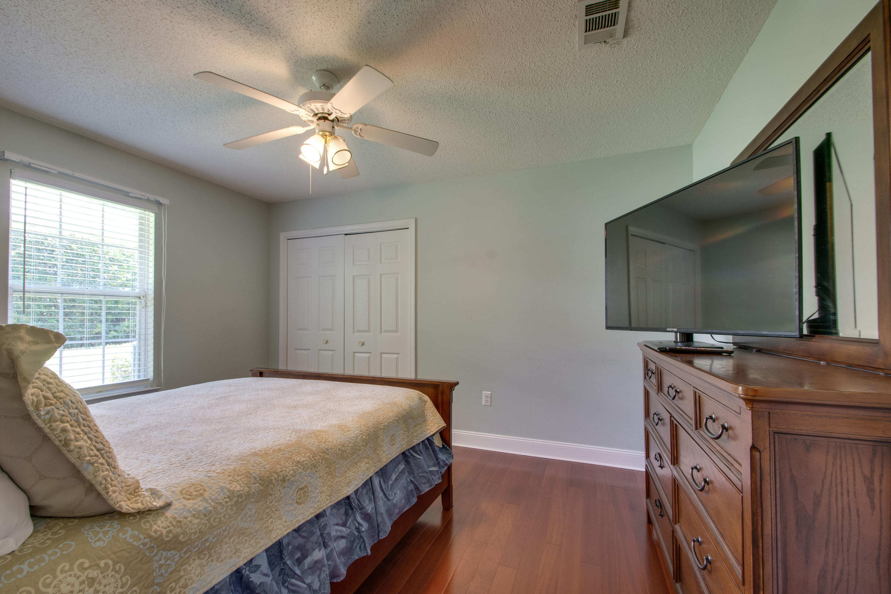 ROCKY BAYOU COUNTRY CLUB ESTATES 9 - Residential