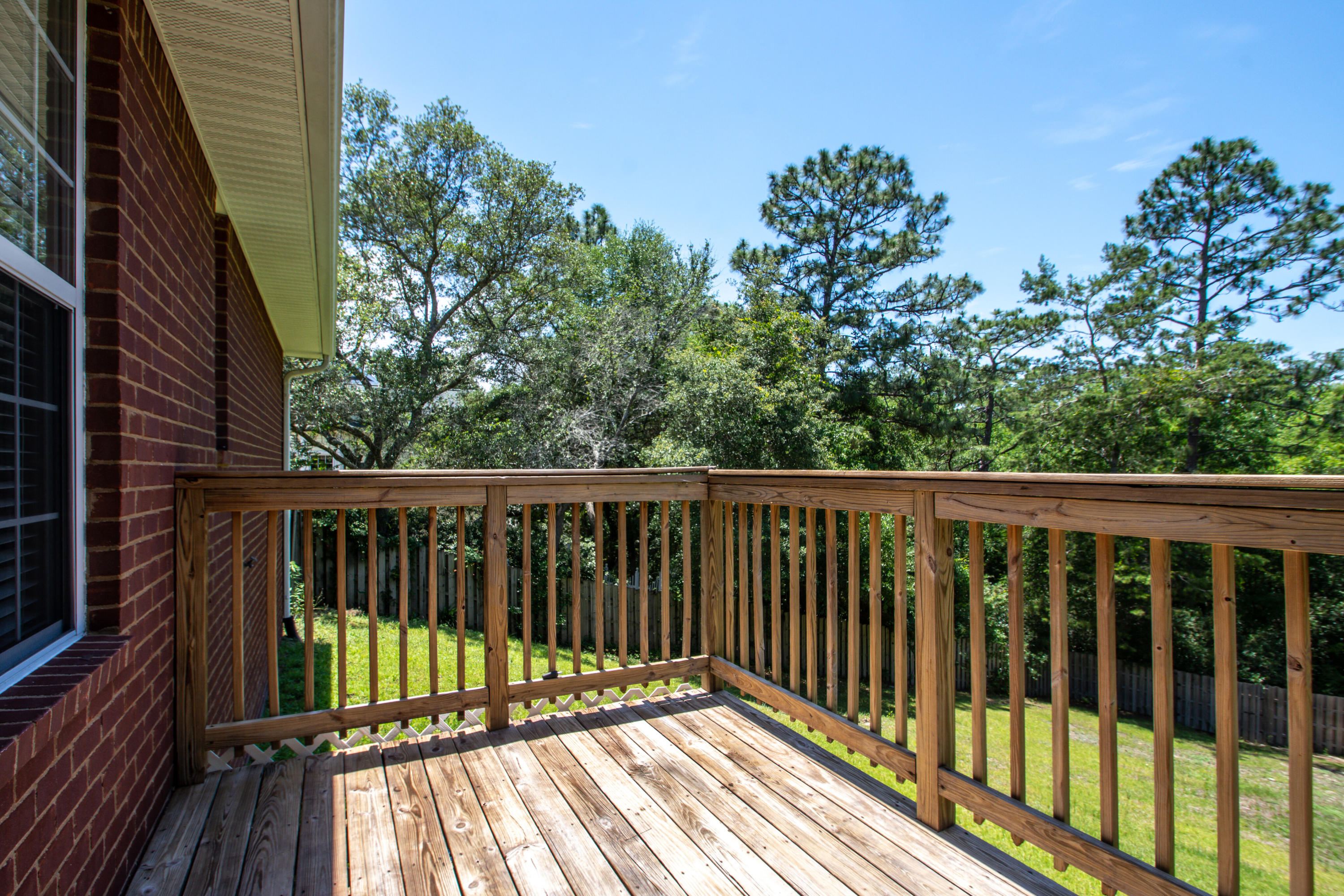 ROCKY BAYOU COUNTRY CLUB ESTATES 9 - Residential