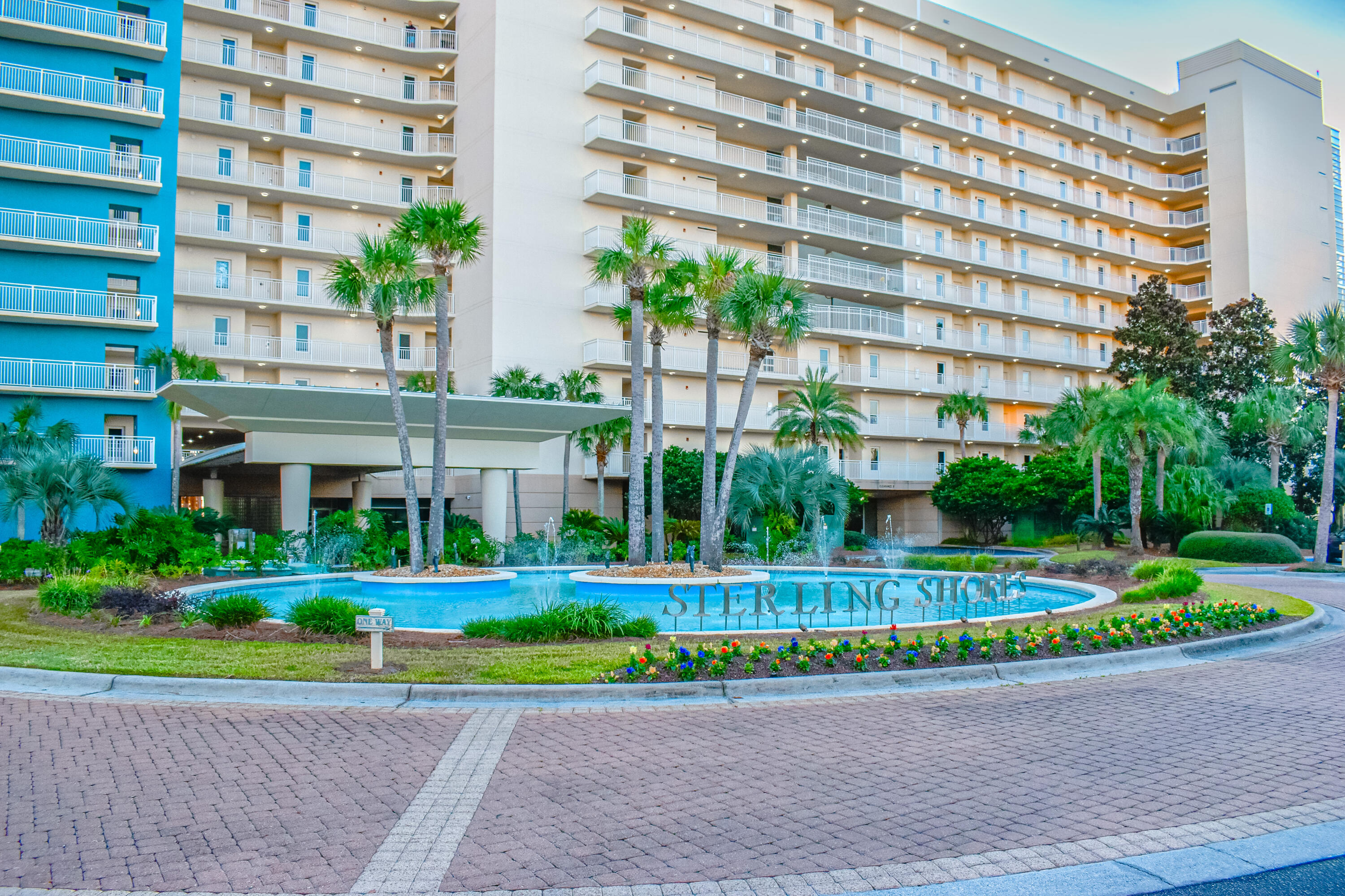 STERLING SHORES - Residential