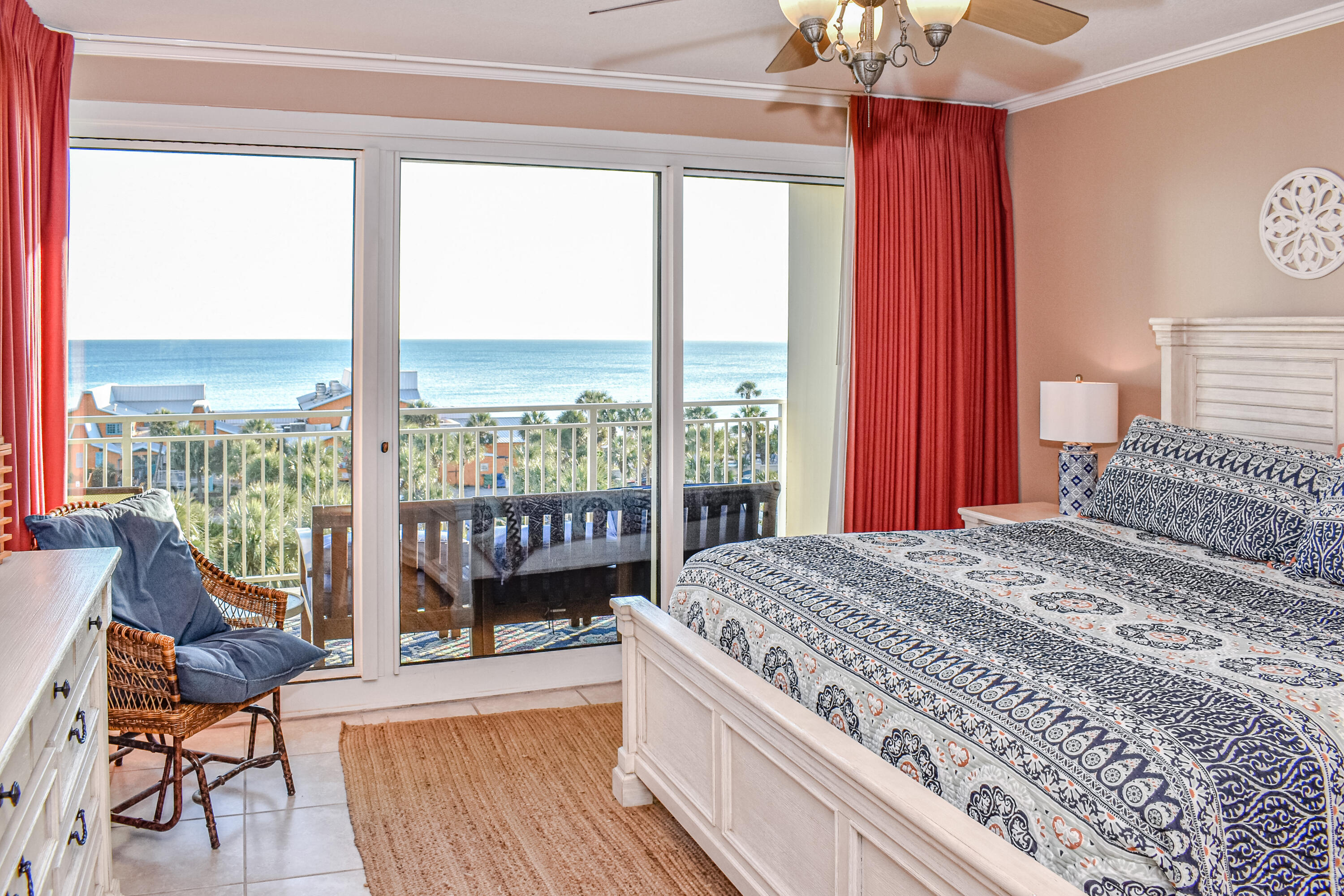 STERLING SHORES - Residential