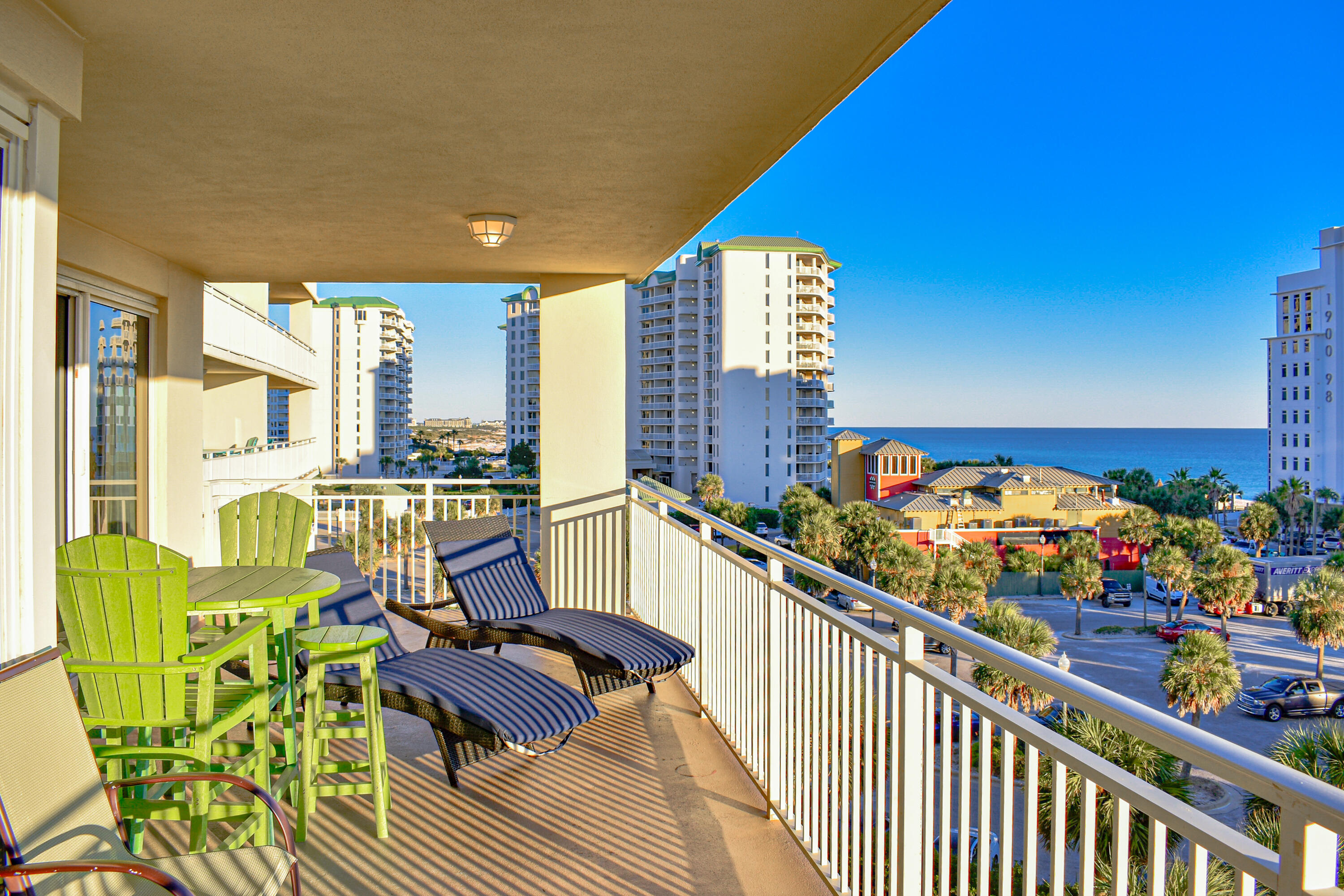 STERLING SHORES - Residential