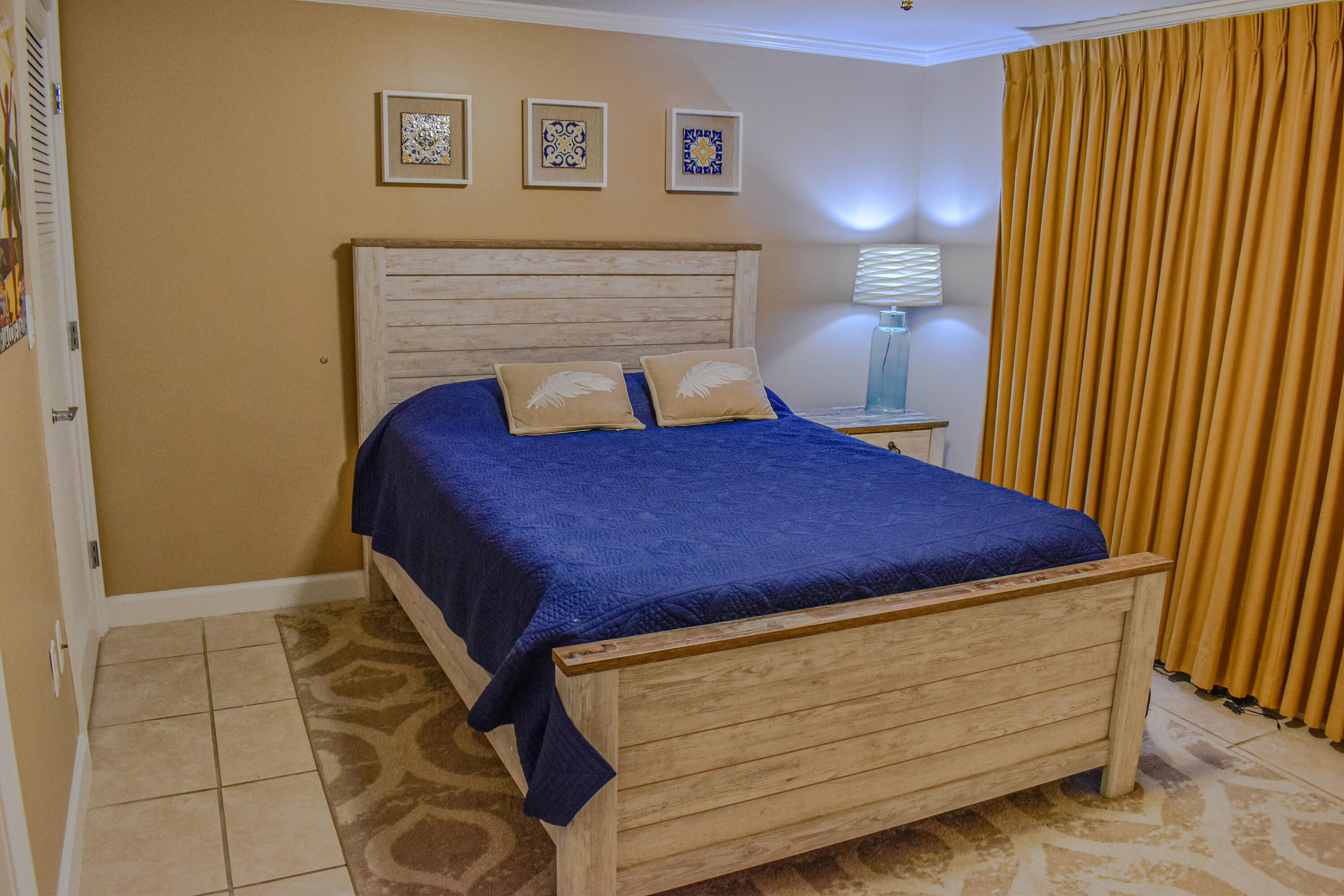 STERLING SHORES - Residential