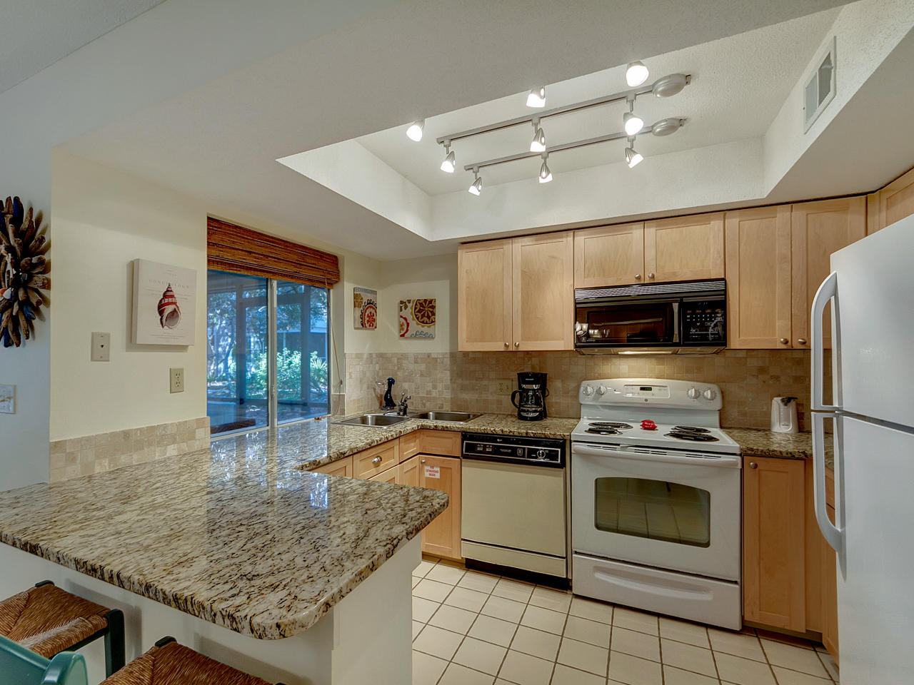 HIDDEN DUNES BEACH COTTAGES 2 - Residential