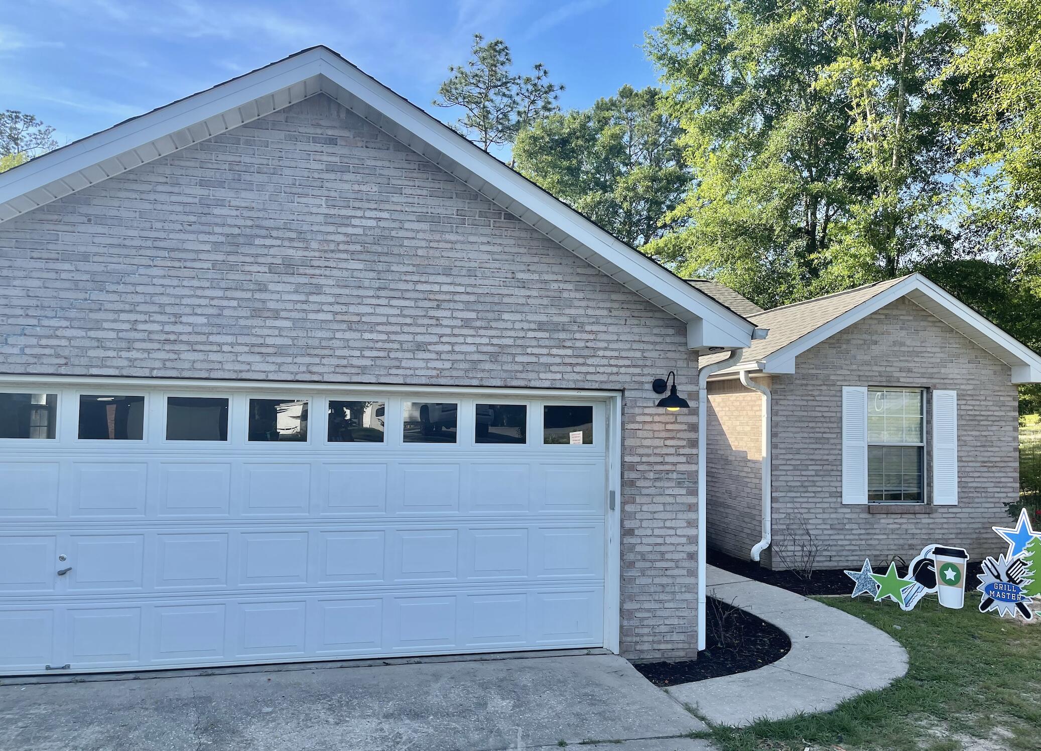 ROLLING HILLS ESTATES - Residential