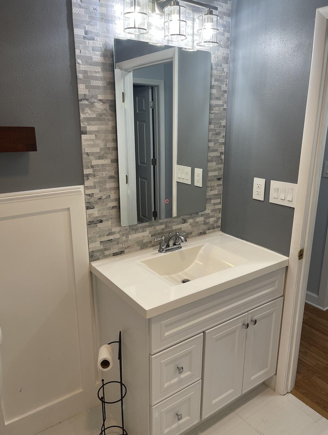 ROLLING HILLS ESTATES - Residential