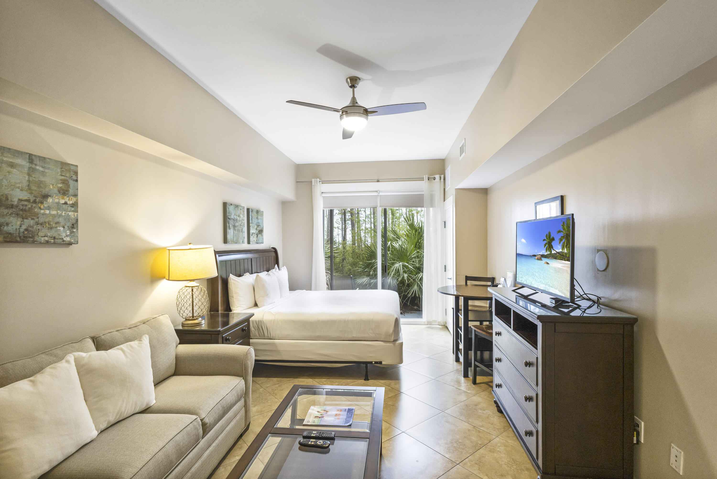 BAHIA CONDO - Residential