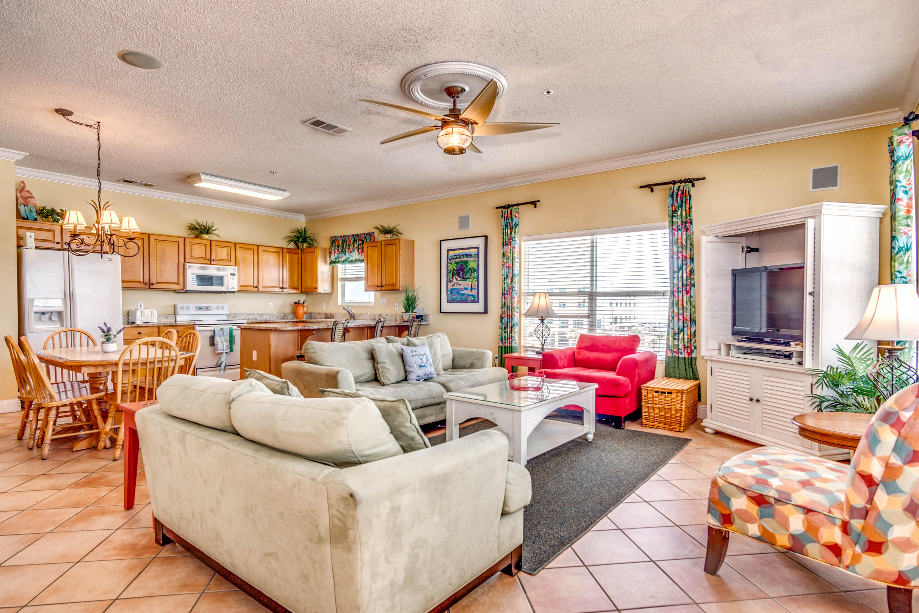 BLUE DOLPHIN CONDO - Residential