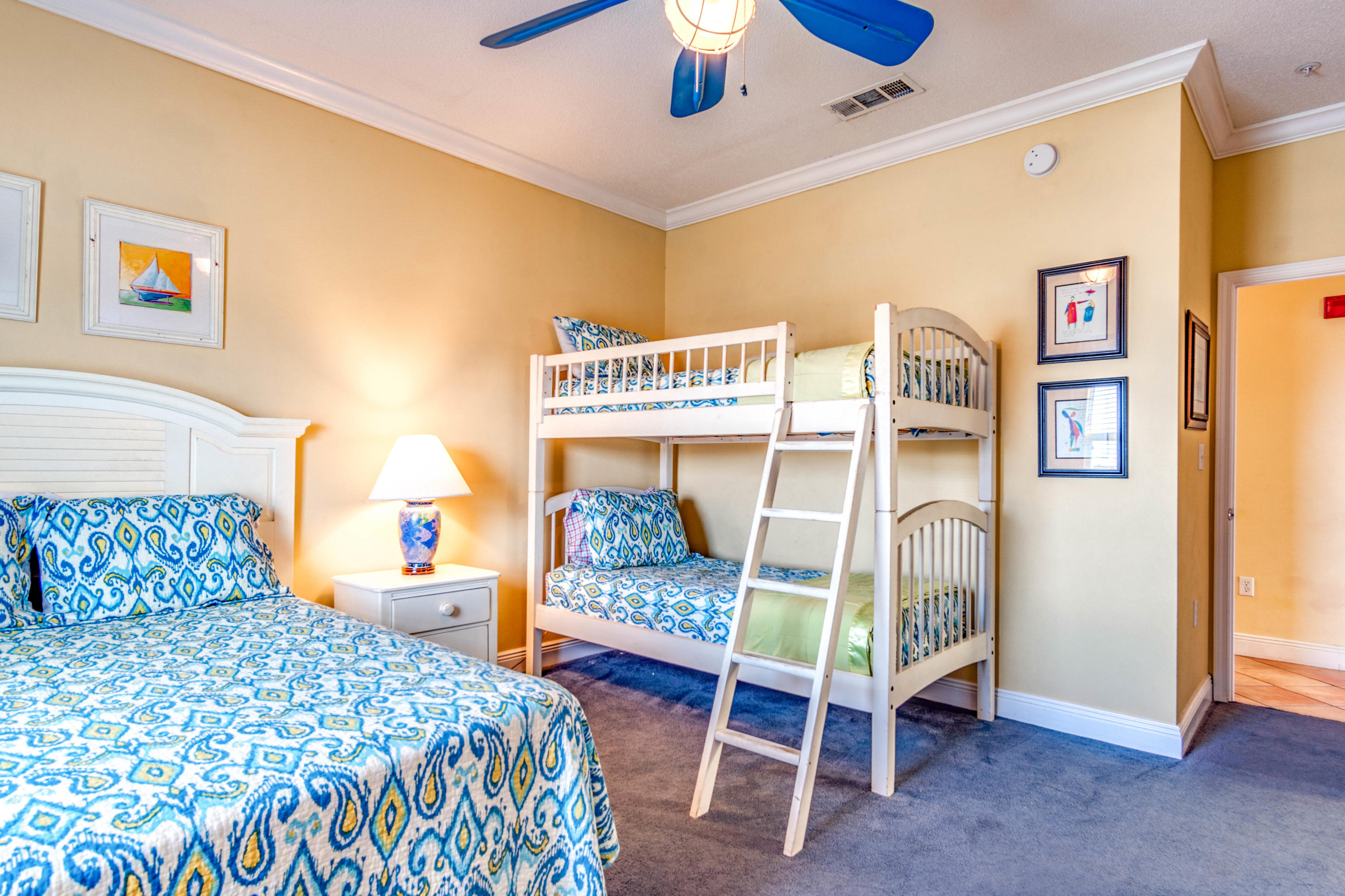 BLUE DOLPHIN CONDO - Residential