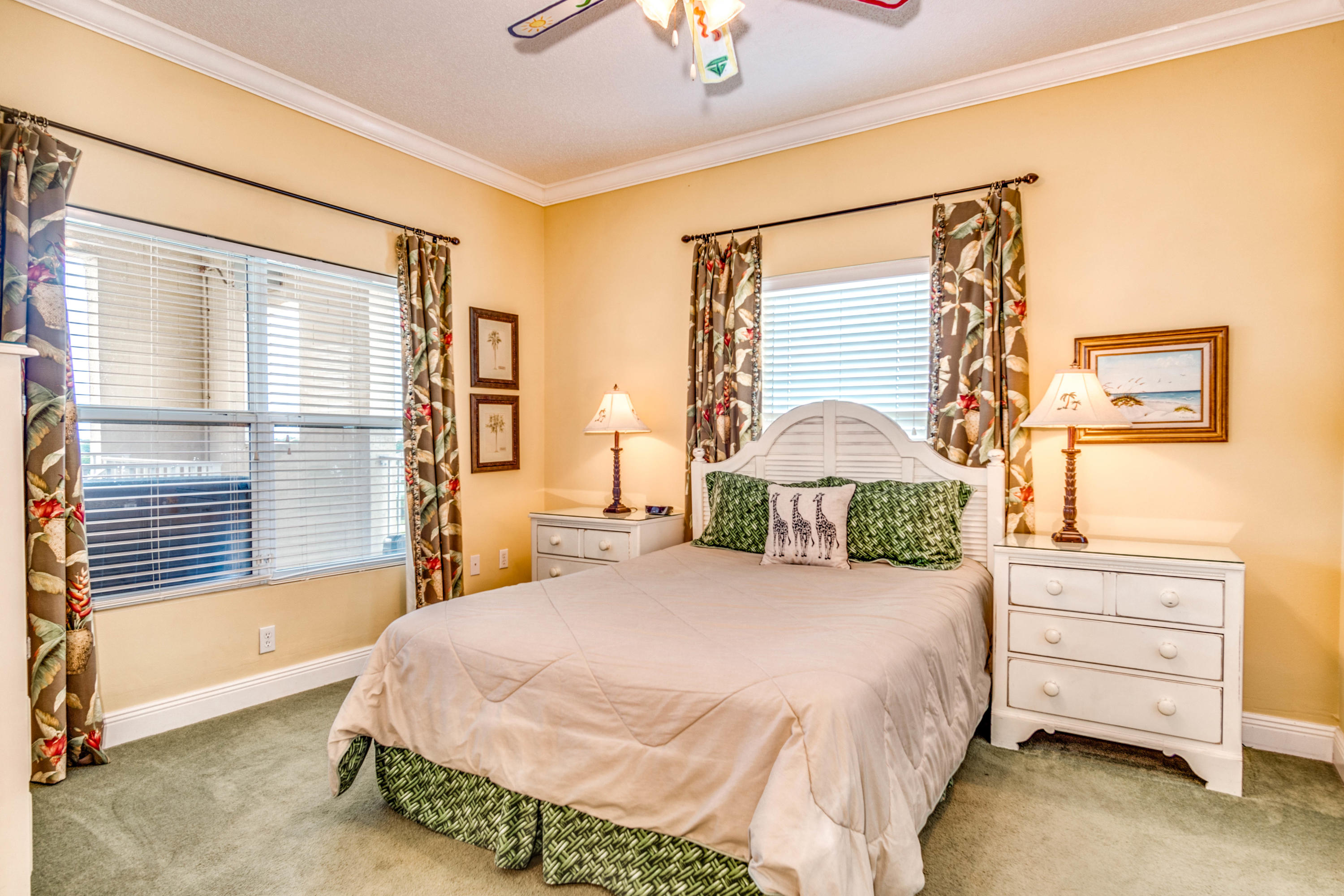 BLUE DOLPHIN CONDO - Residential