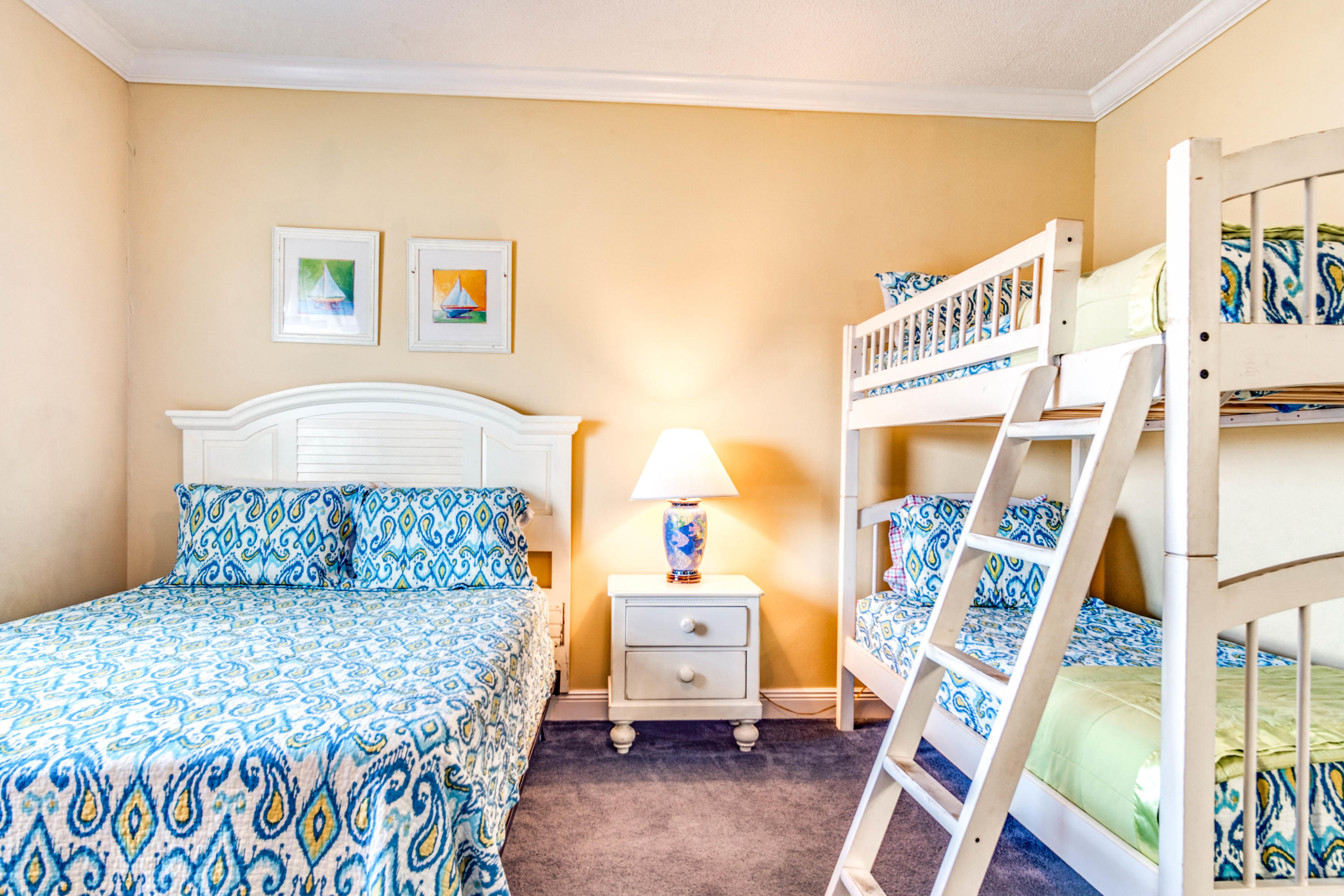 BLUE DOLPHIN CONDO - Residential