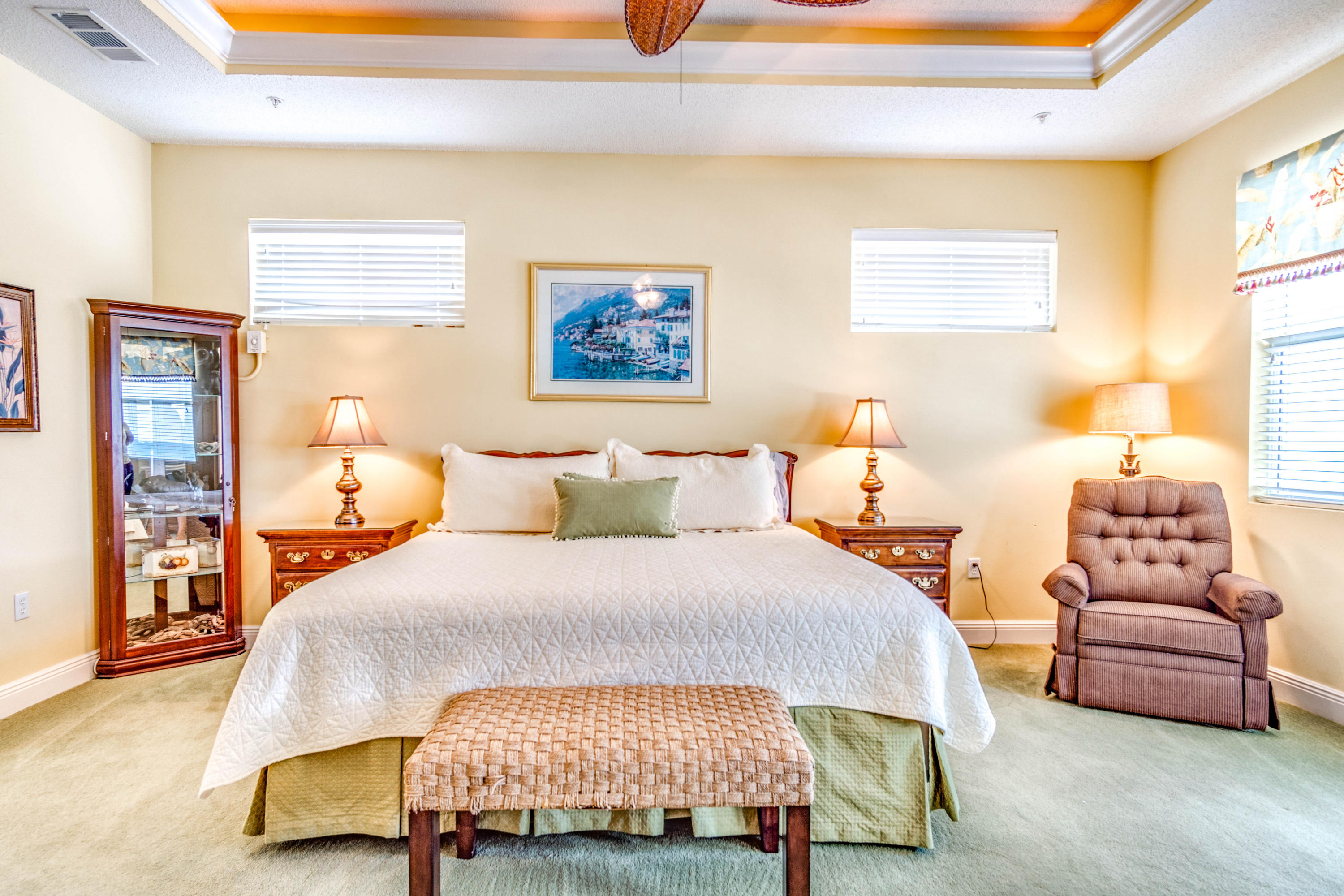 BLUE DOLPHIN CONDO - Residential