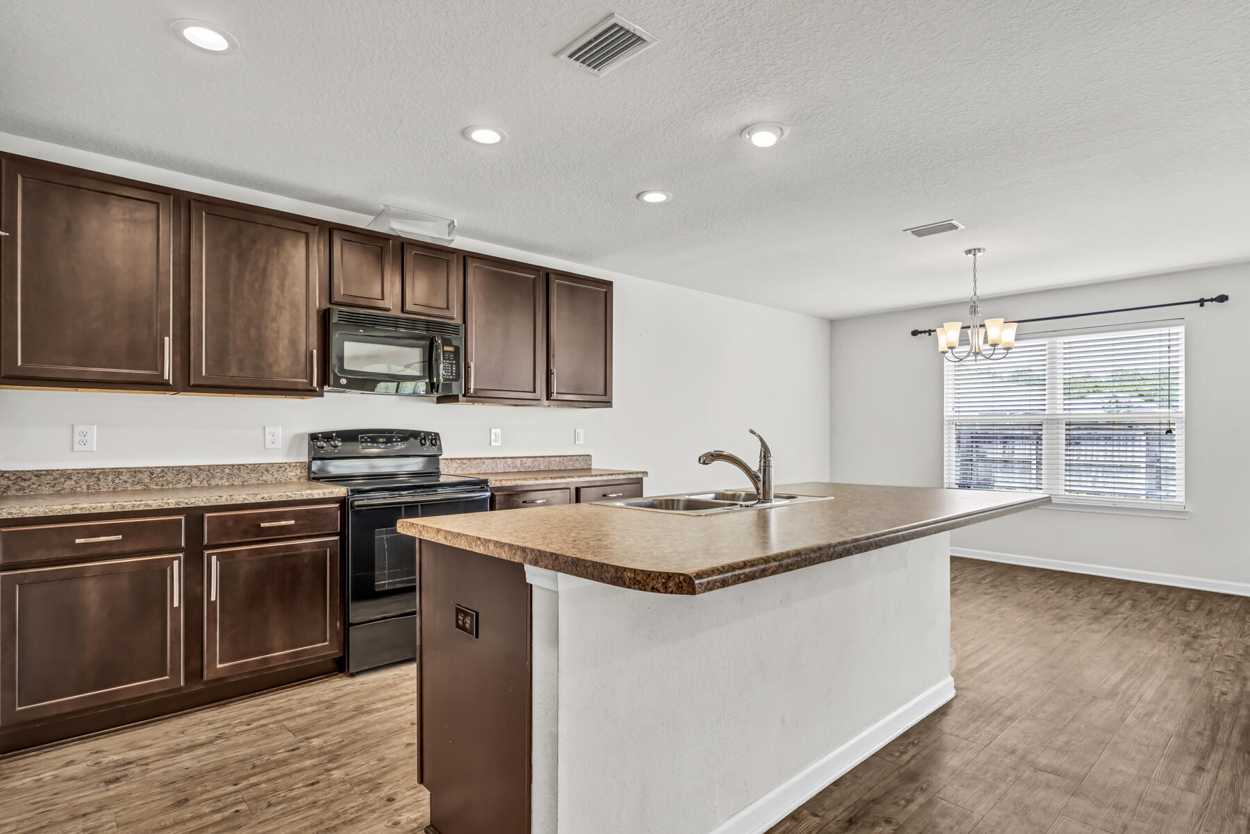 PARTRIDGE HILLS - Residential