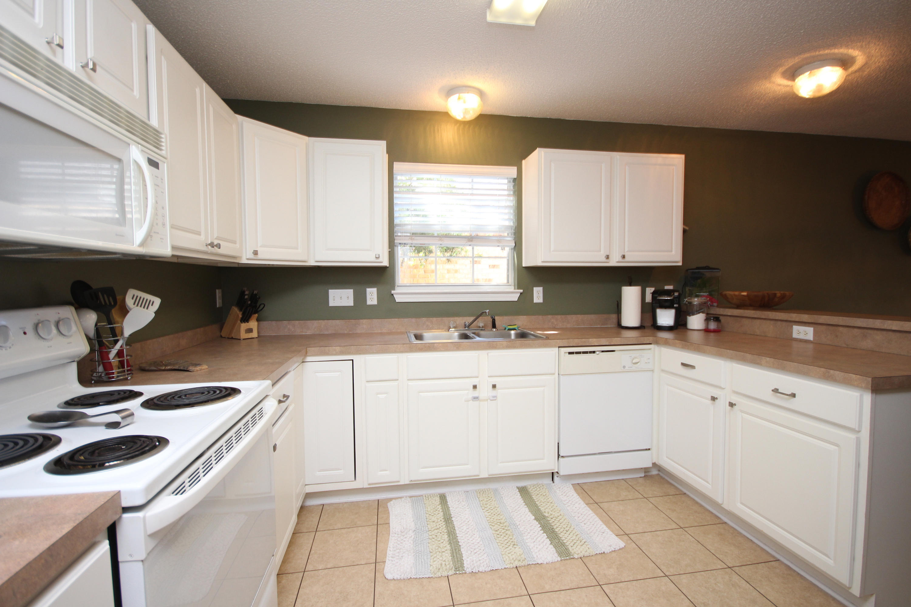 EMERALD LAKES PH III - Residential