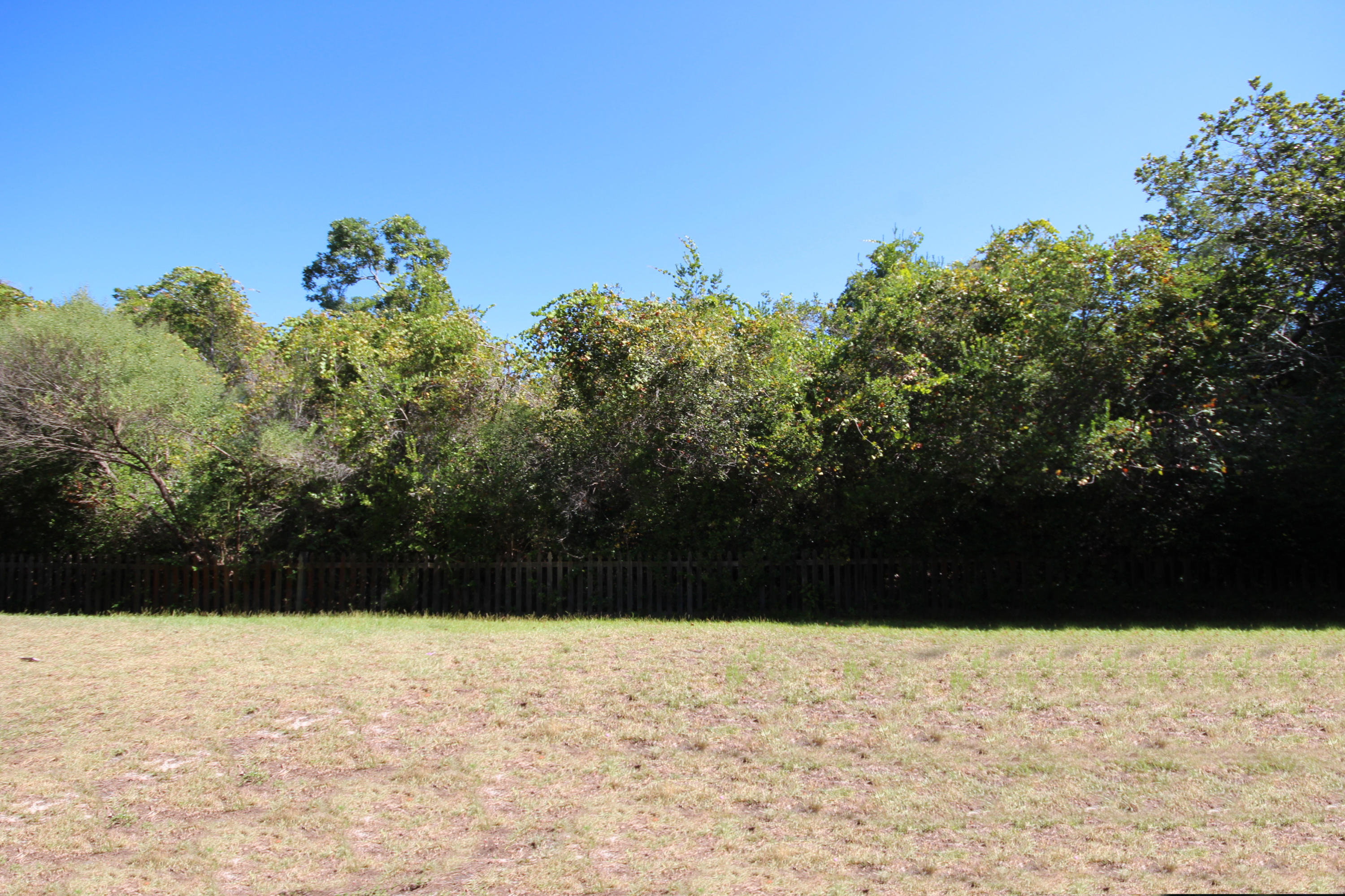 EMERALD LAKES PH III - Residential